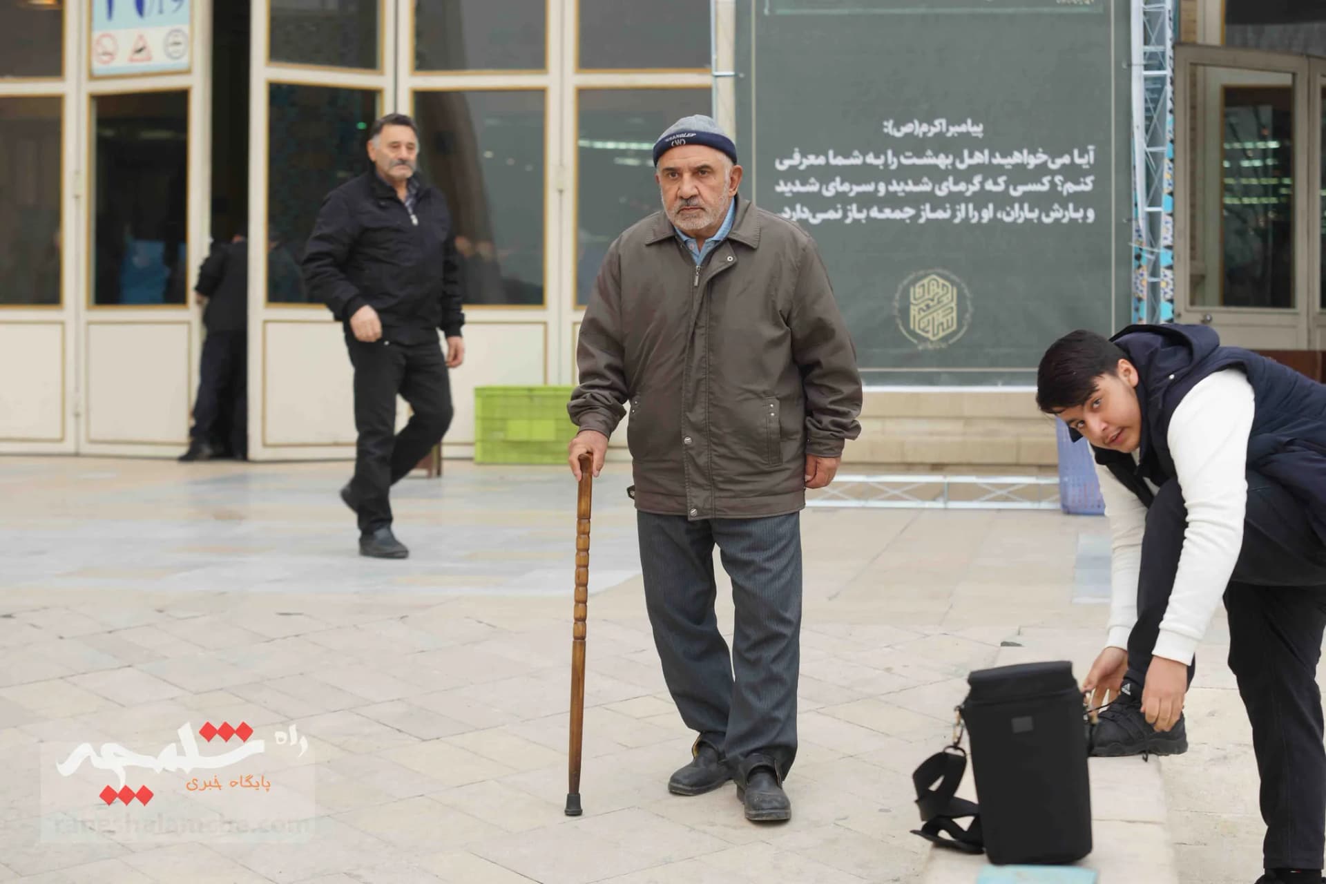 حضور پررنگ جوانان و نوجوانان در نماز جمعه تهران +تصاویر — تصویر 54