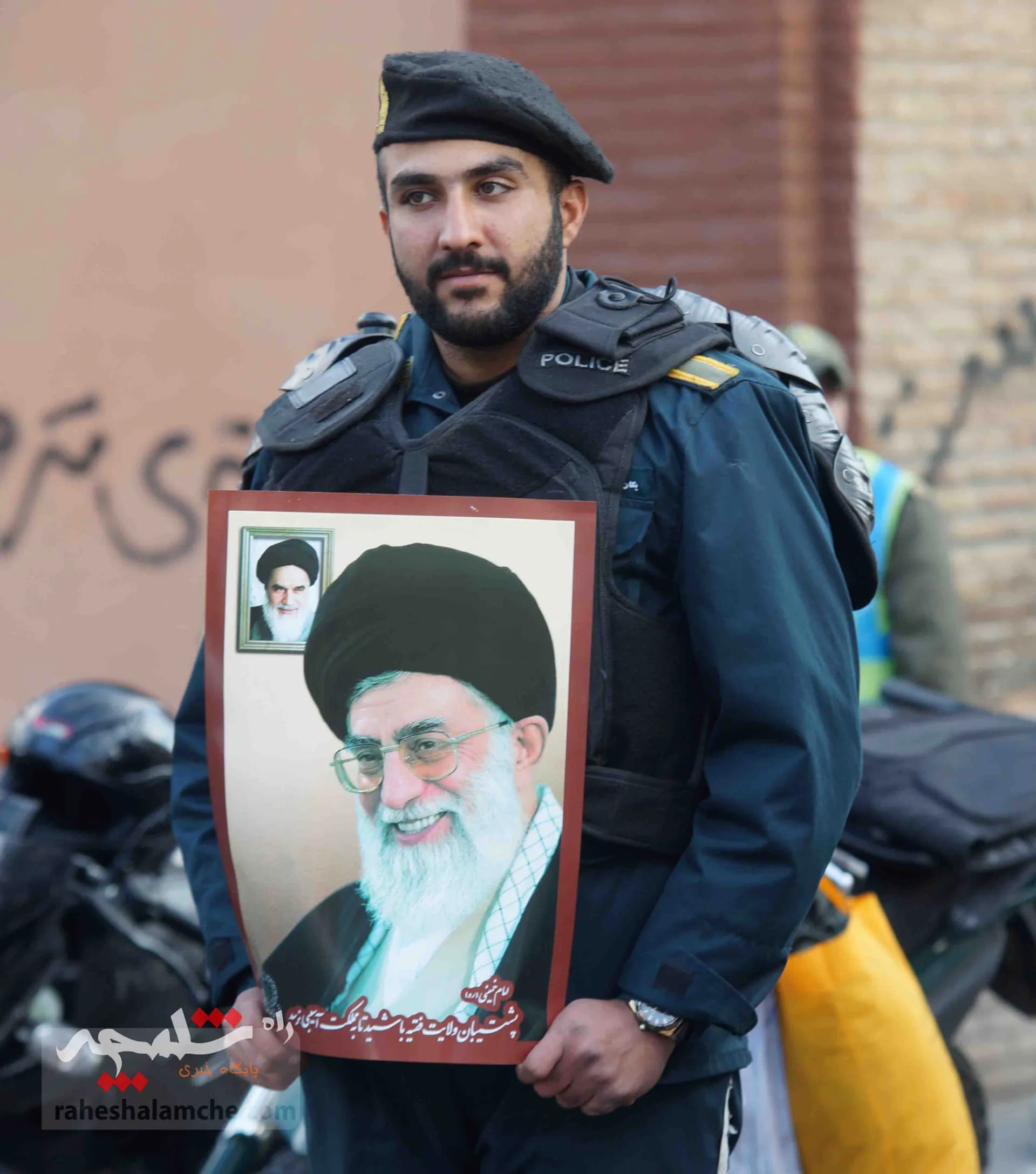 اعتراض مردم تهران به اهانت نشریه فرانسوی +تصاویر — تصویر 36