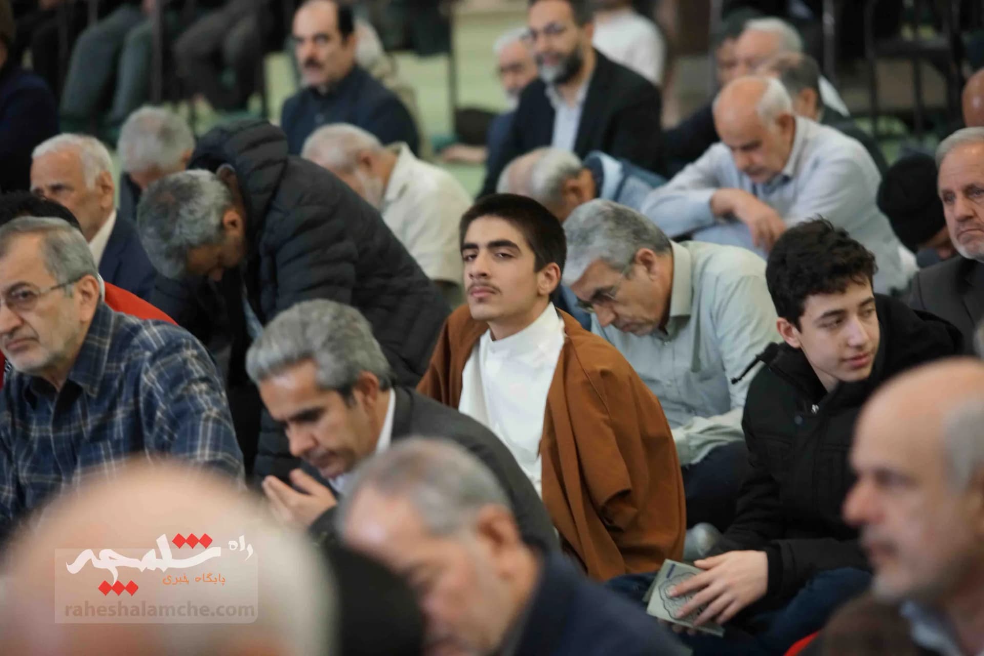 اولین نمازجمعه امسال در ماه مبارک رمضان +تصاویر — تصویر 17