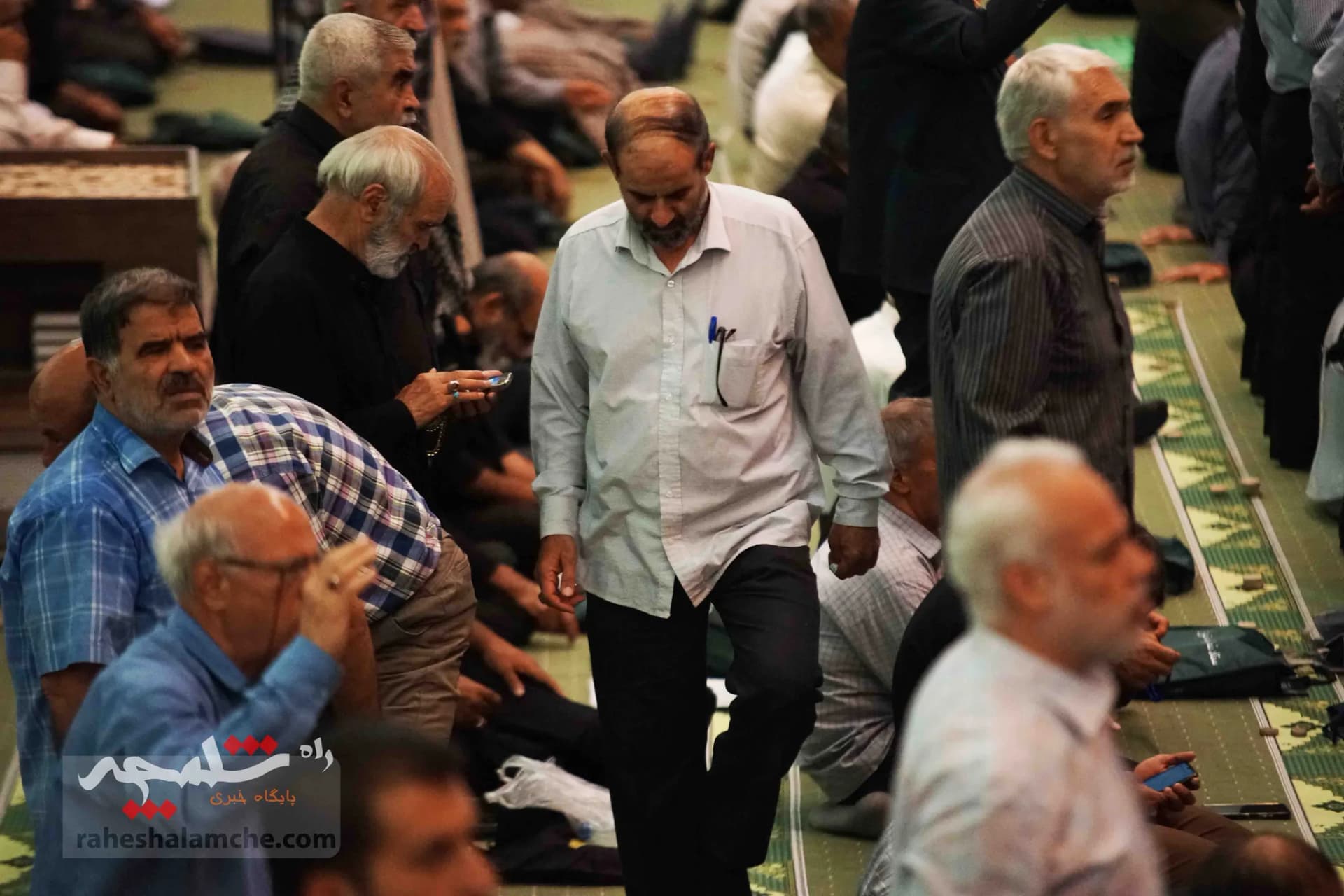 نماز جمعه این هفته تهران در مصلی امام خمینی(ره) برگزار شد +تصاویر — تصویر 28