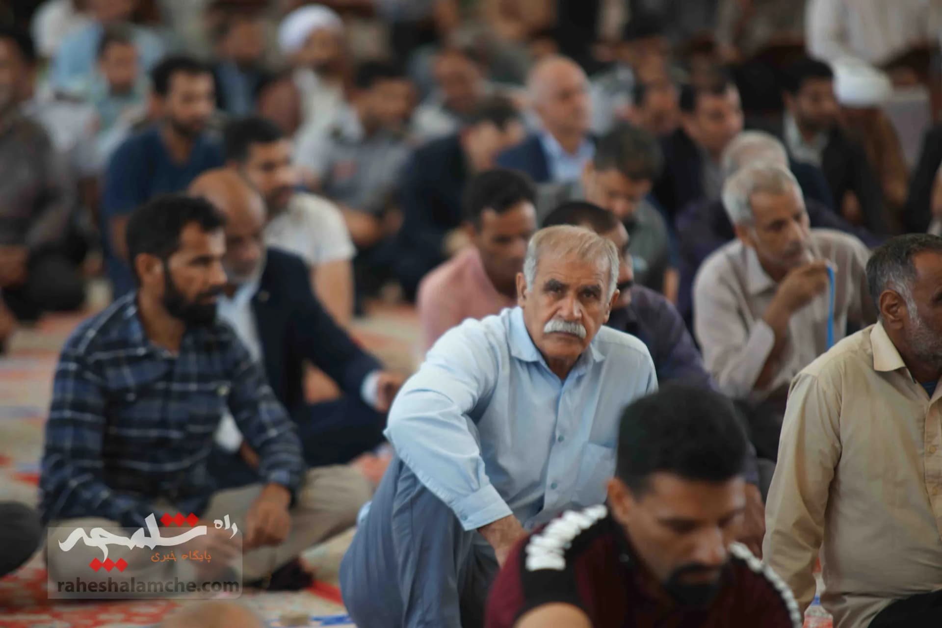 نماز جمعه جزیره کیش برگزار شد +تصاویر — تصویر 39