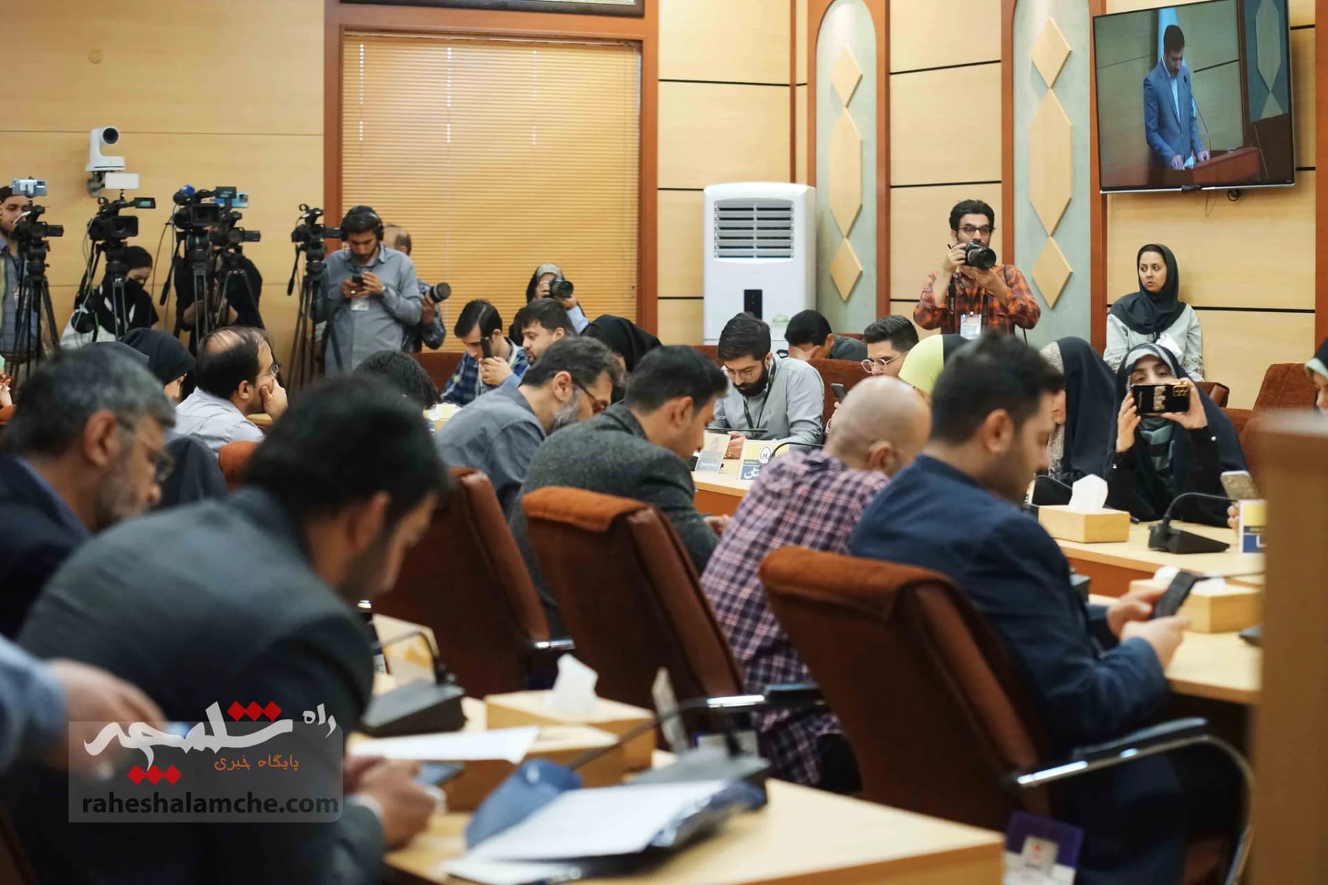 اولین نشست سخنگوی شورای نگهبان در سال 1403 برگزار شد +تصاویر — تصویر 13