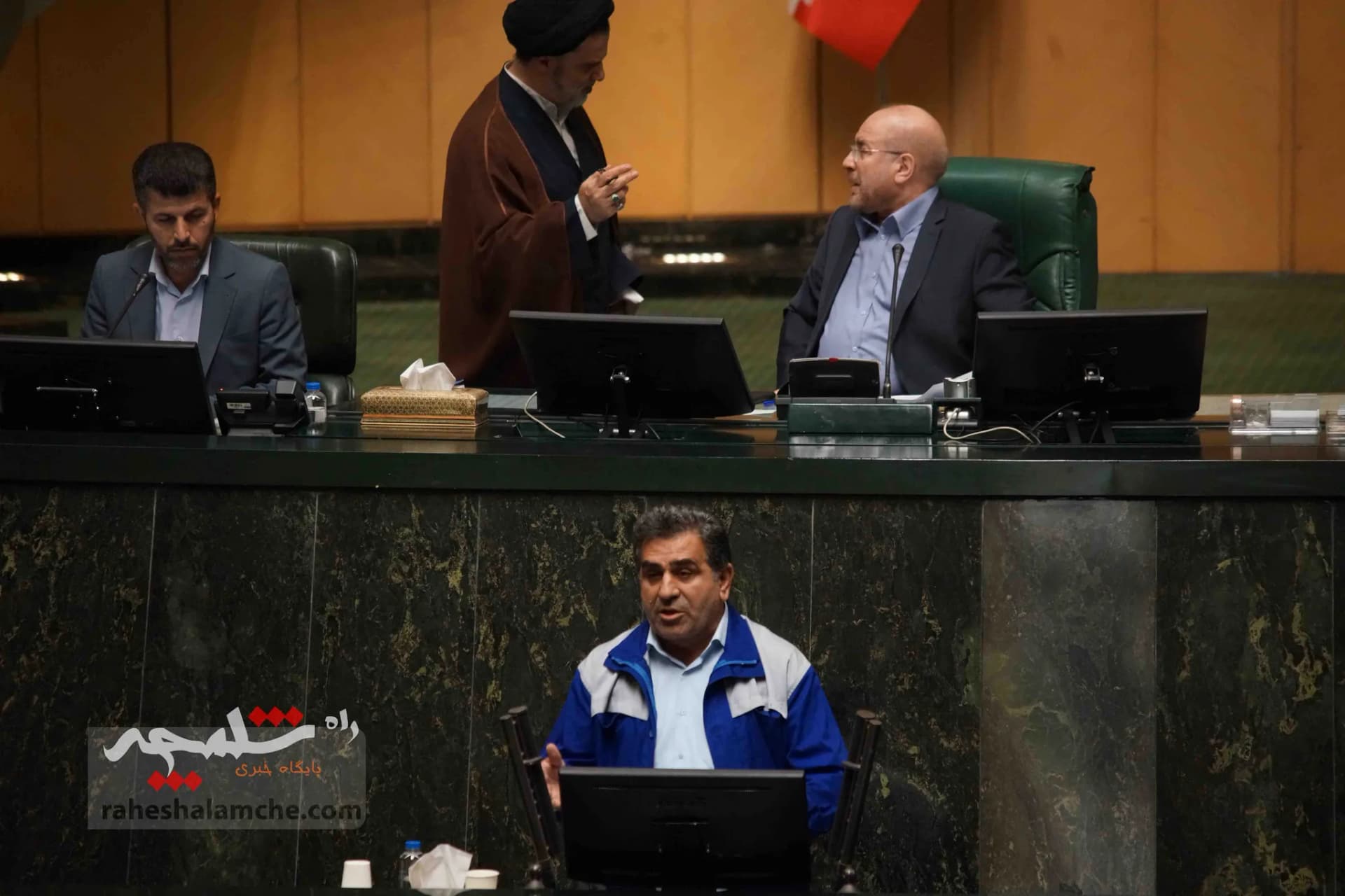 پزشکیان با حضور در خانه ملت، لایحه بودجه 1404 را تقدیم مجلس کرد +تصاویر — تصویر 67