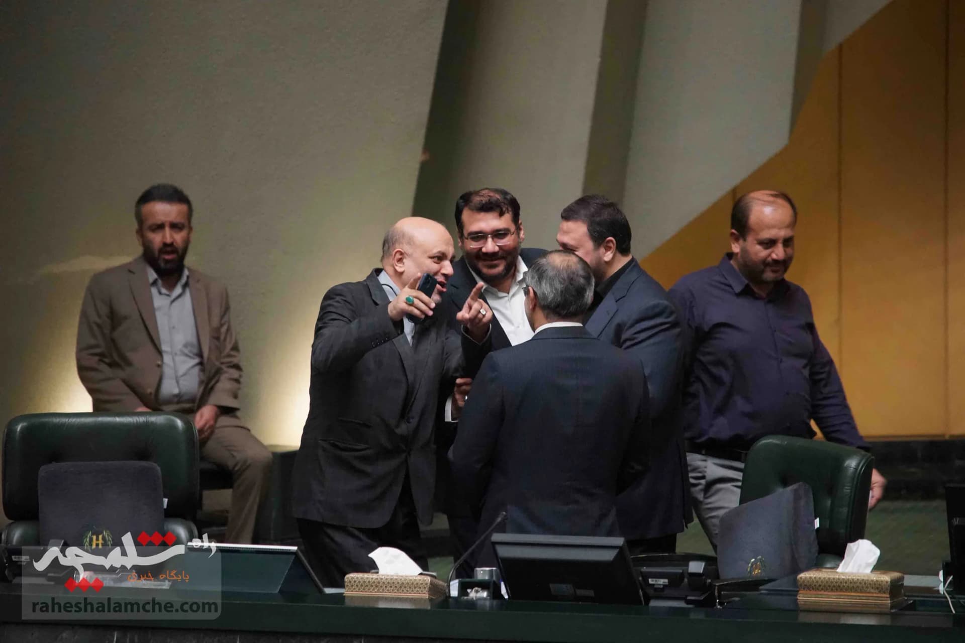 گام بزرگ امروز مجلس برای دفاع از حقوق زنان +تصاویر — تصویر 24