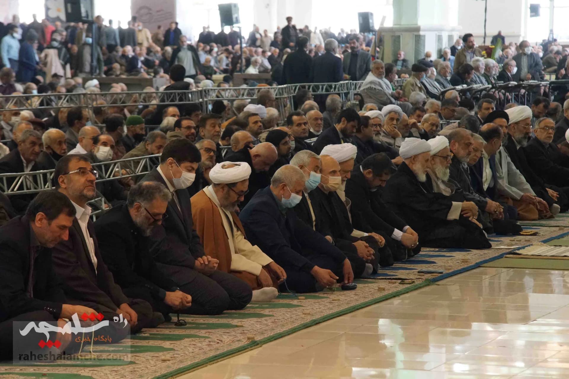نمازجمعه این هفته تهران برگزار شد +تصاویر — تصویر 21