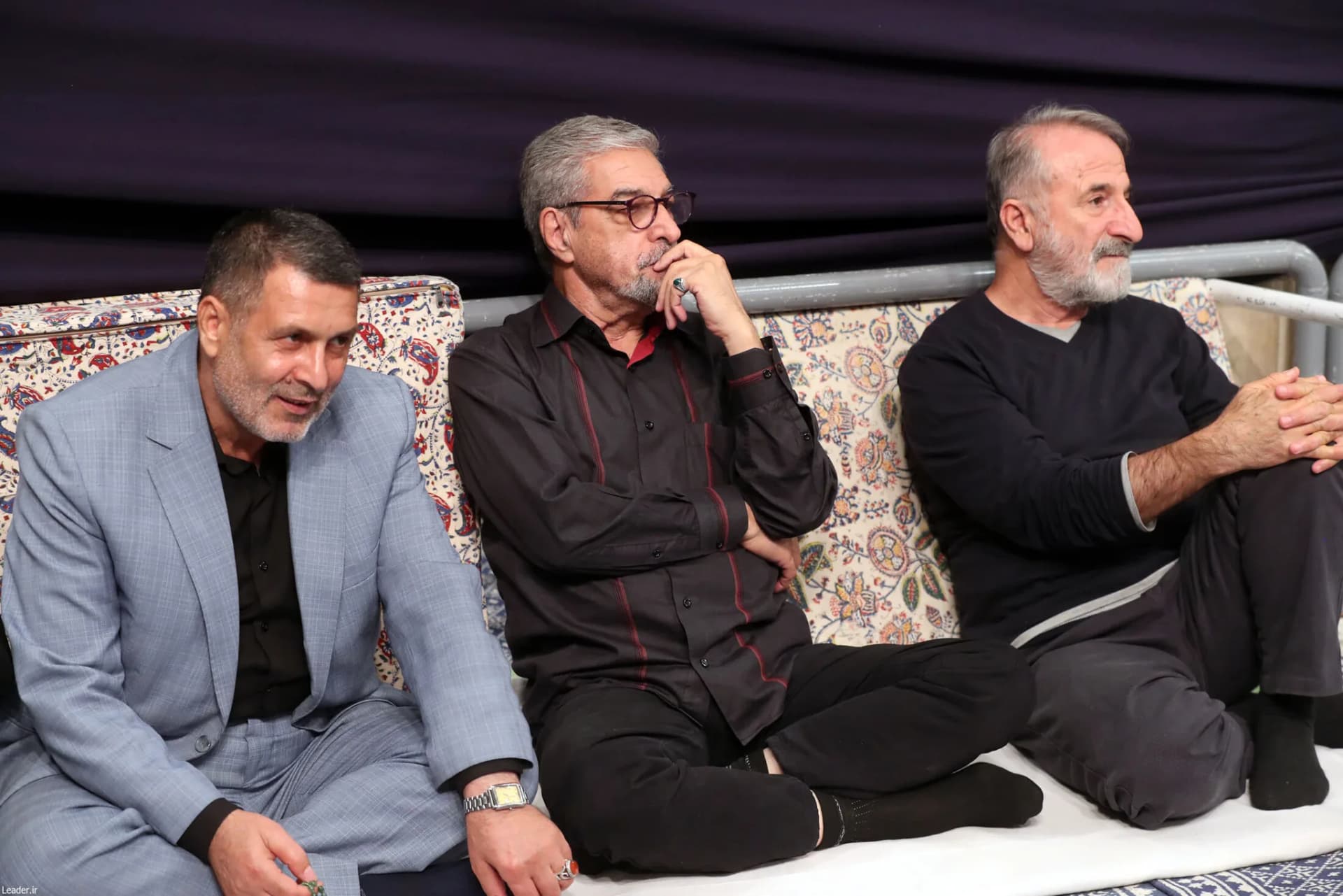 مراسم عزاداری شب تاسوعای حسینی با حضور رهبر انقلاب +تصاویر — تصویر 42