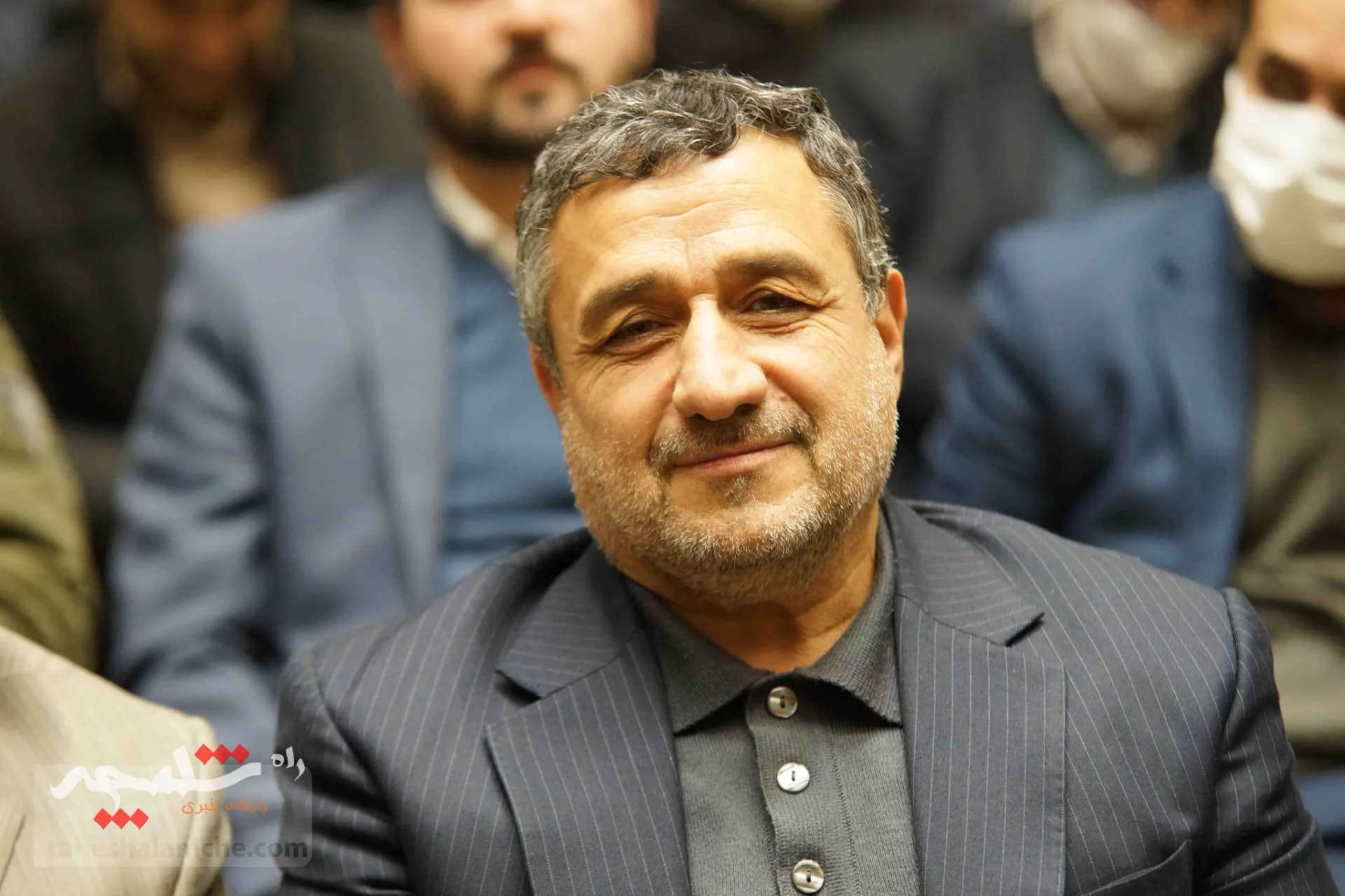 چه کسانی در مجلس ترحیم پدر مدیرعامل شرکت دخانیات کشور حضور داشتند؟ +تصاویر — تصویر 40