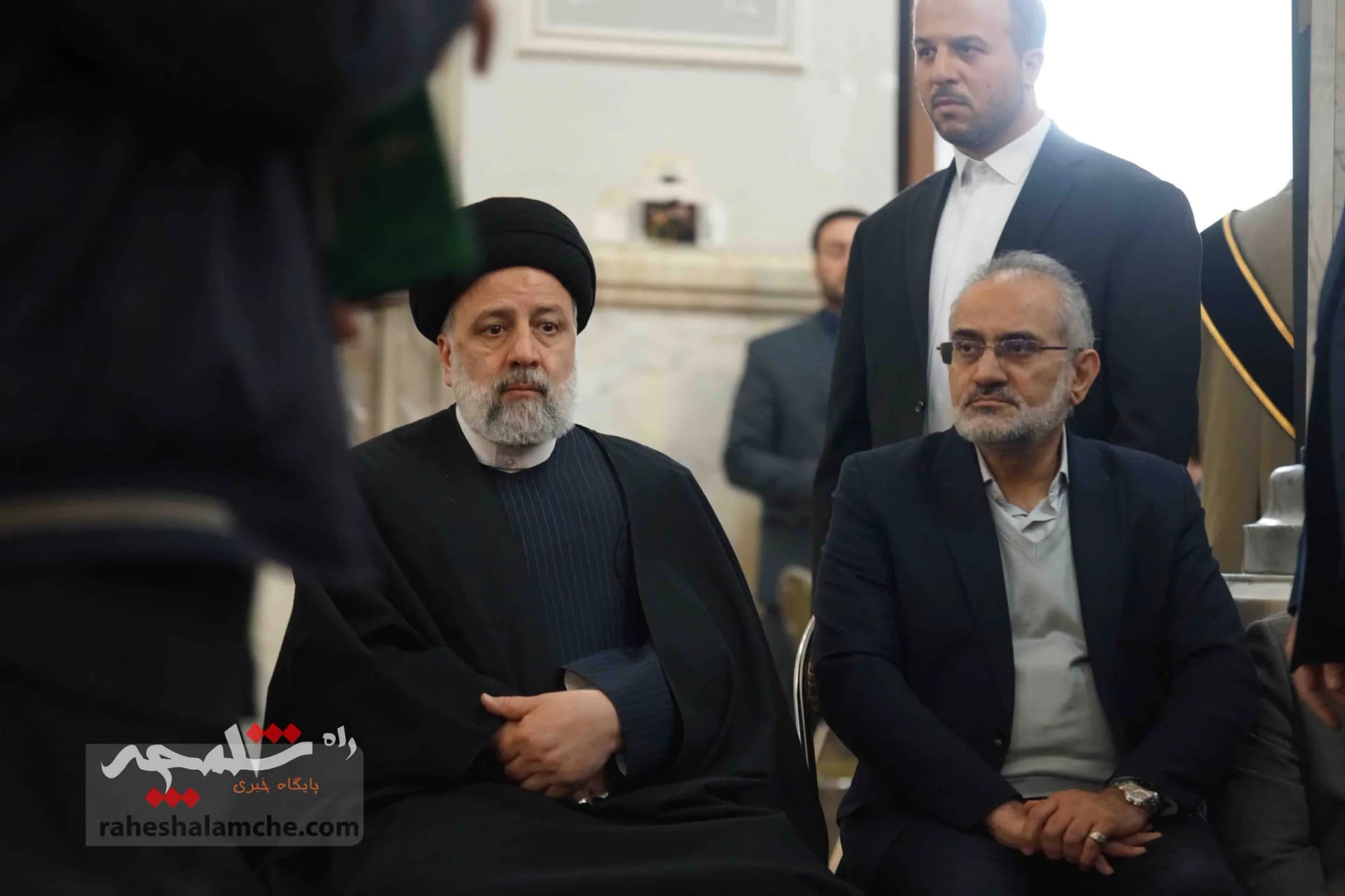 همه شخصیتهایی که در مراسم ترحیم آیتالله امام کاشانی حضور داشتند +تصاویر — تصویر 53