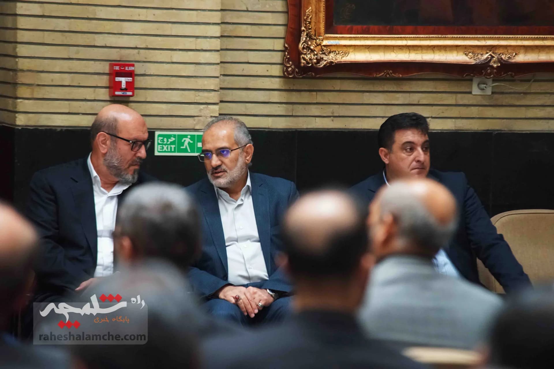 همه شخصیتهایی که در مراسم ختم مادر زریبافان شرکت کرده بودند +تصاویر — تصویر 69