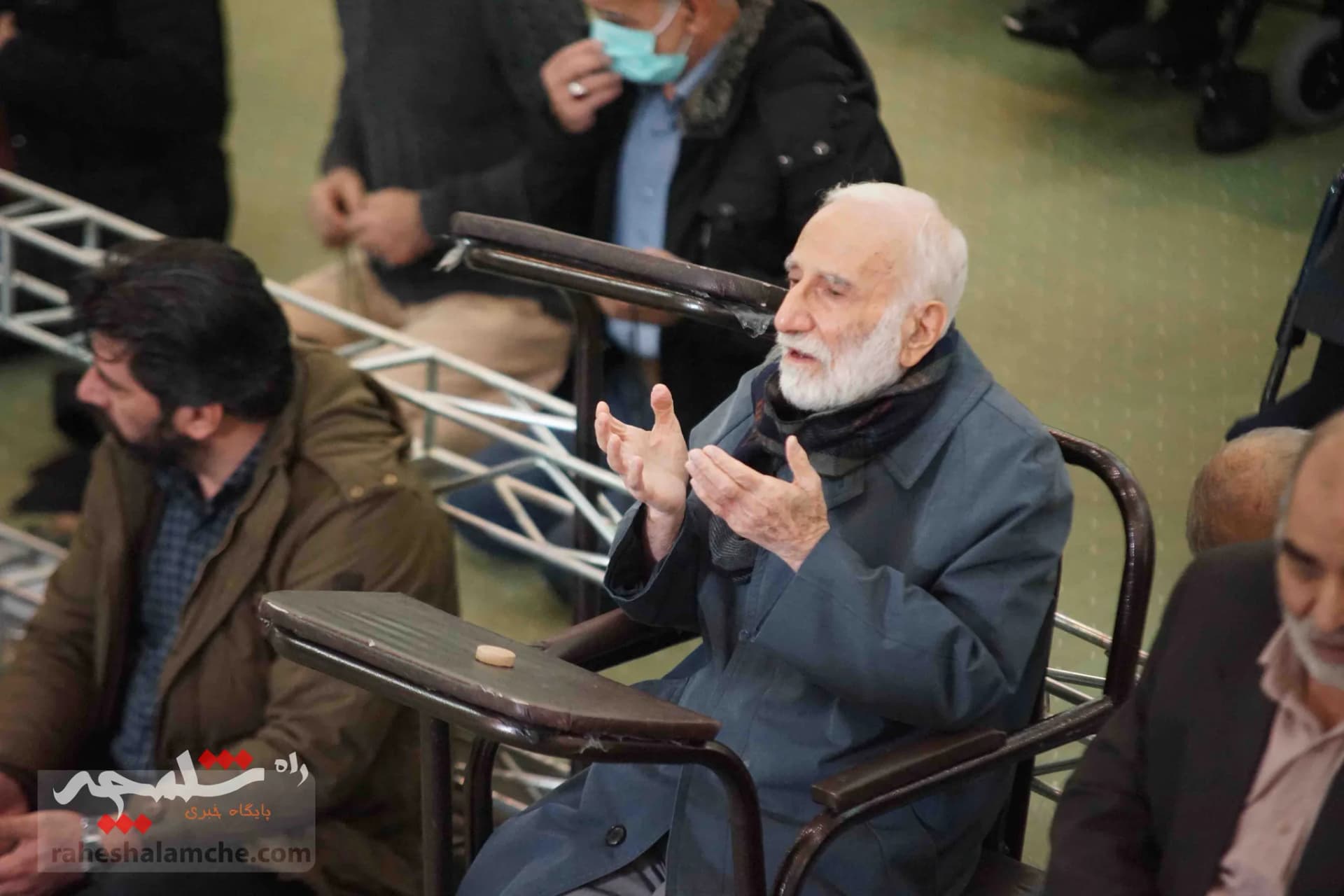 نماز جمعه این هفته تهران برگزار شد +تصاویر — تصویر 23