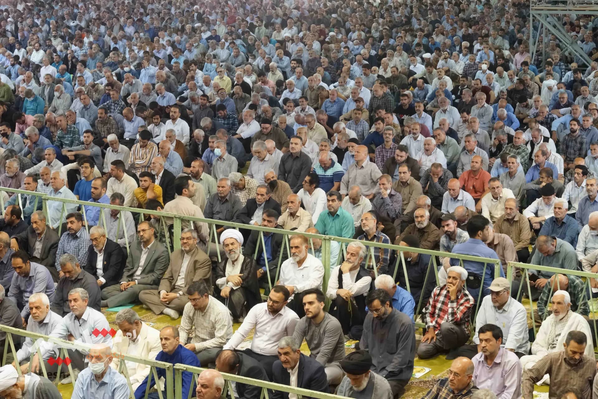 نماز جمعه پرشکوه این هفته تهران در دانشگاه تهران برگزار شد +تصاویر — تصویر 34