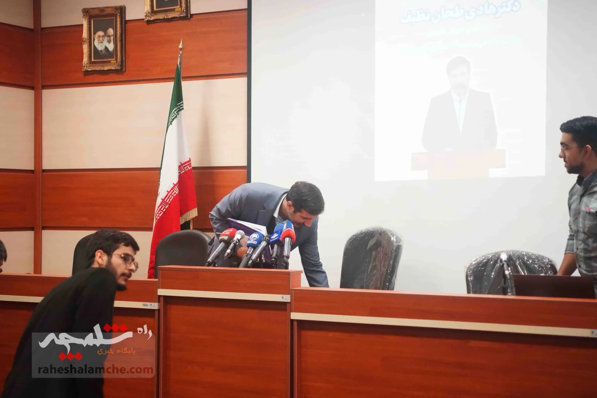 جلسه پرسش و پاسخ طحان‌نظیف با دانشجویان دانشگاه تهران +تصاویر — تصویر 9