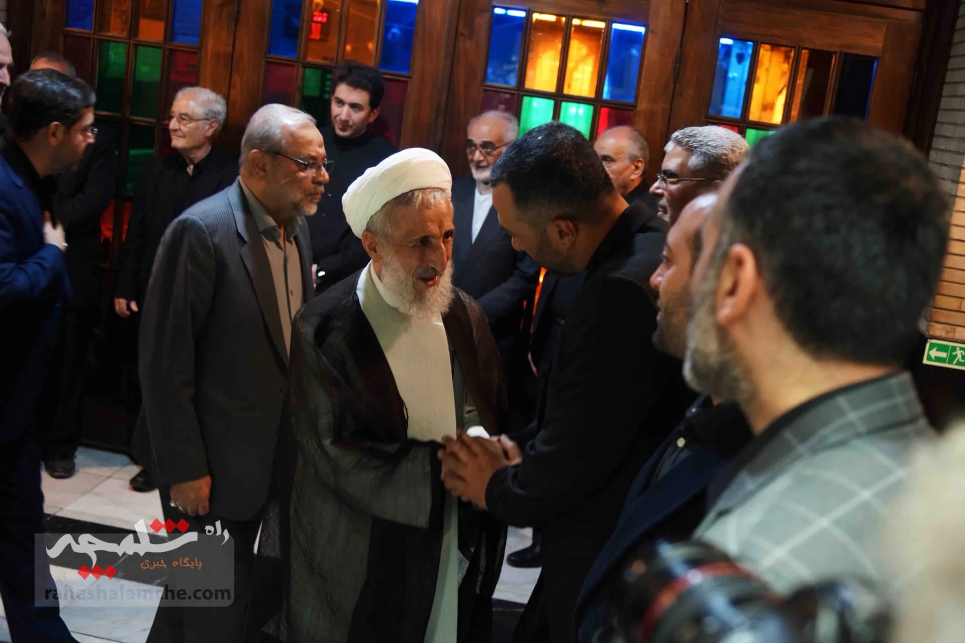 چرا احمدی‌نژاد در مراسم ختم مرحوم پرویز داودی حضور نداشت؟ +تصاویر — تصویر 25