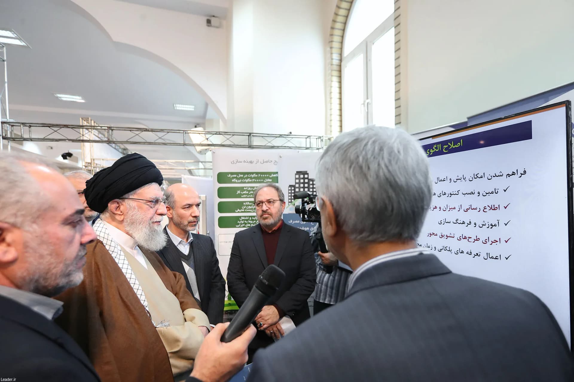 بازدید رهبر انقلاب از نمایشگاه توانمندی‌های تولید داخلی +تصاویر — تصویر 4