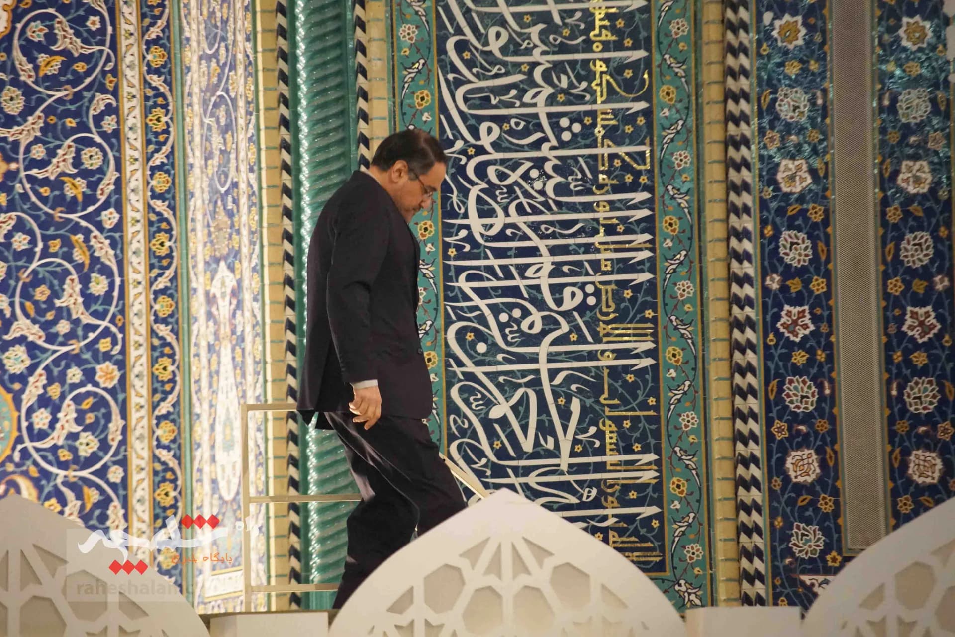 تصاویر نماز جمعه تهران در اولین روز زمستان 1402 — تصویر 10