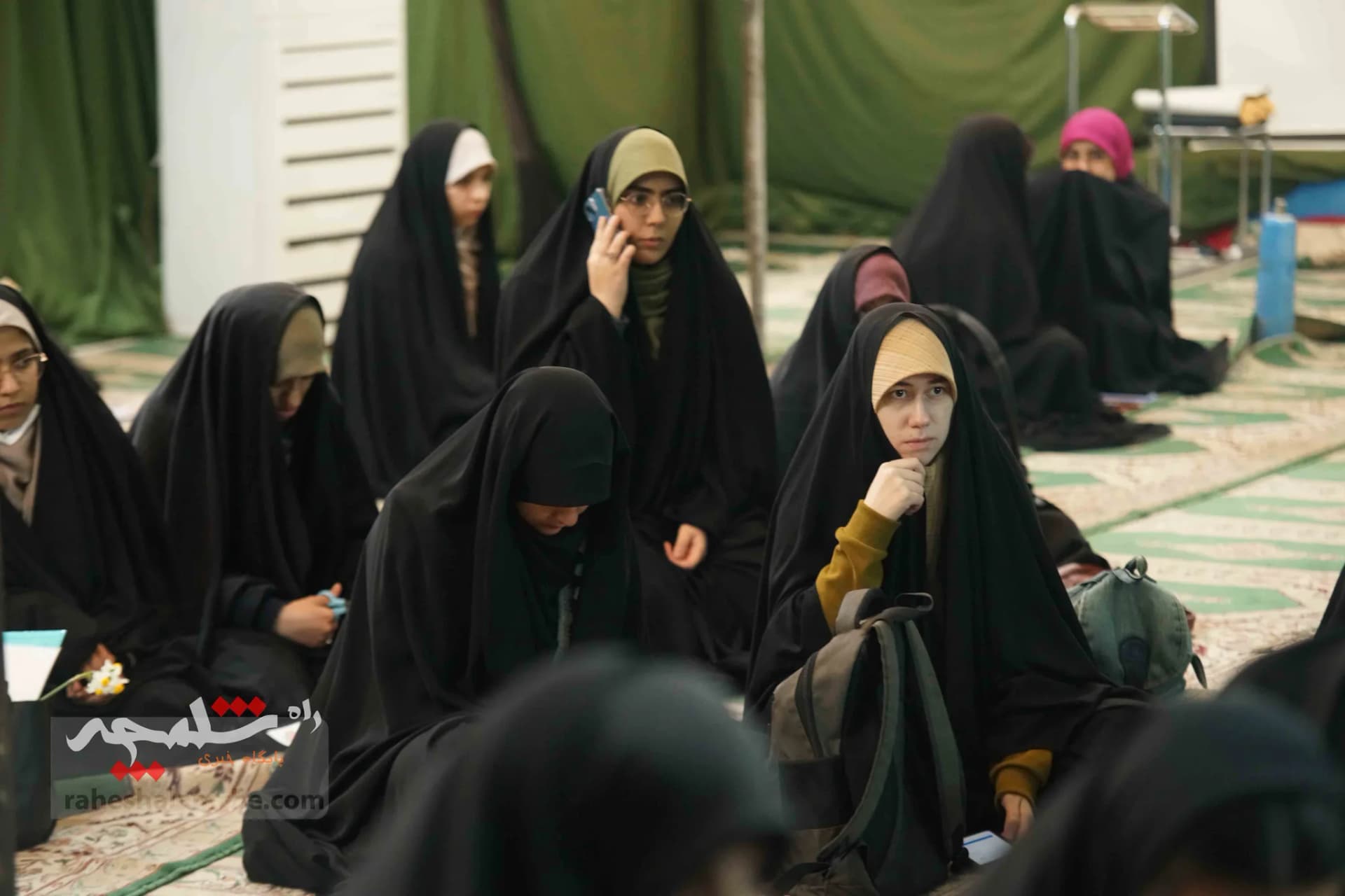 نشست صمیمی طحان‌نظیف با دانشجویان دانشگاه صنعتی شریف +تصاویر — تصویر 5