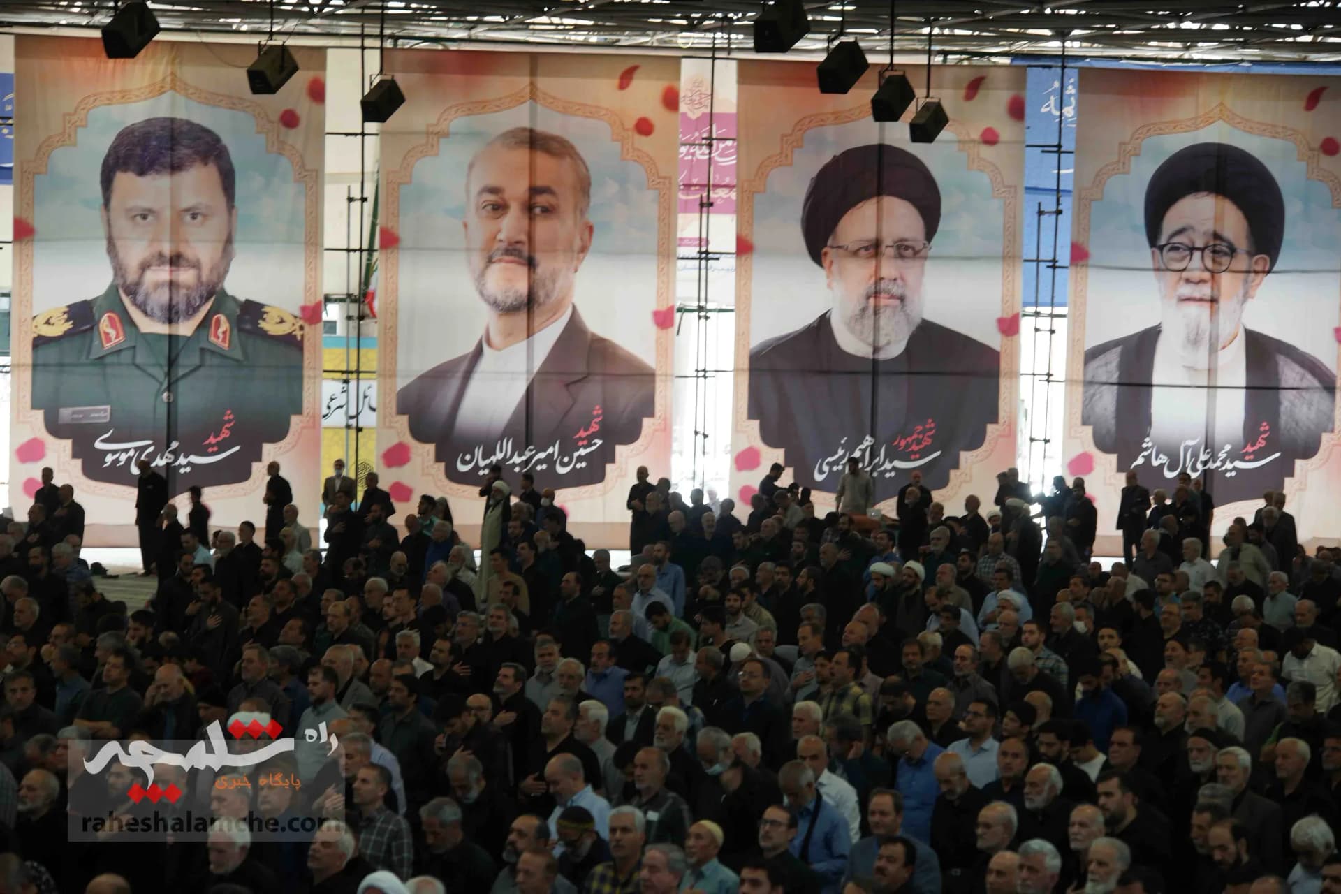 نماز جمعه این هفته تهران برگزار شد +تصاویر — تصویر 28