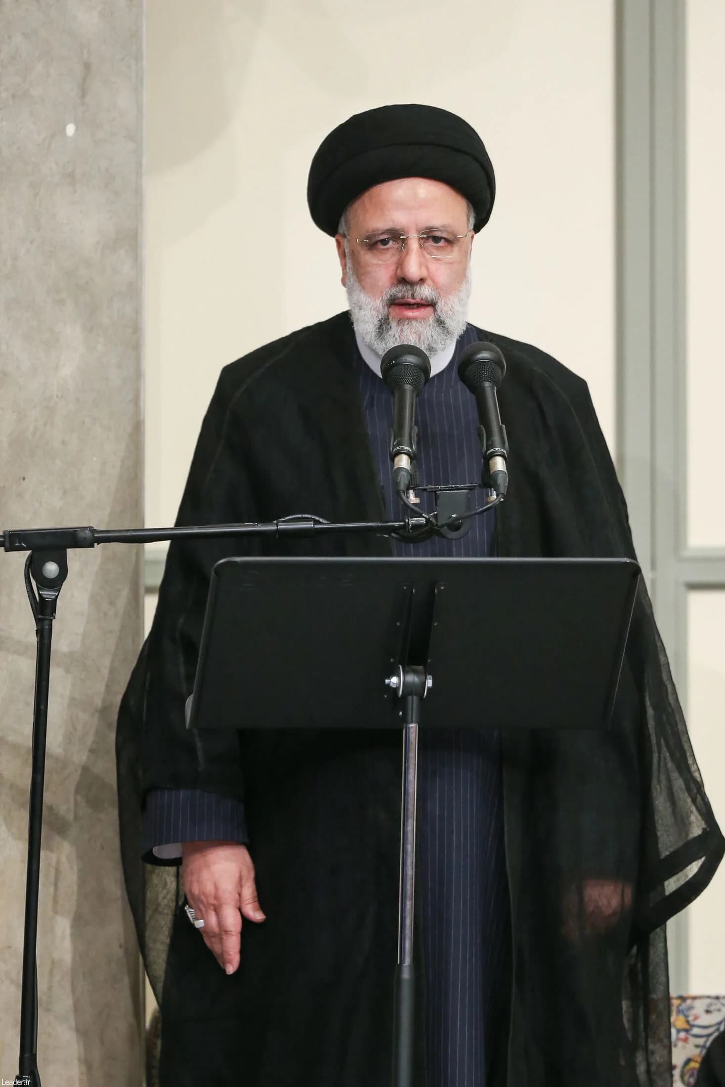 دیدار رمضانی کارگزارن نظام با رهبر انقلاب +تصاویر — تصویر 45