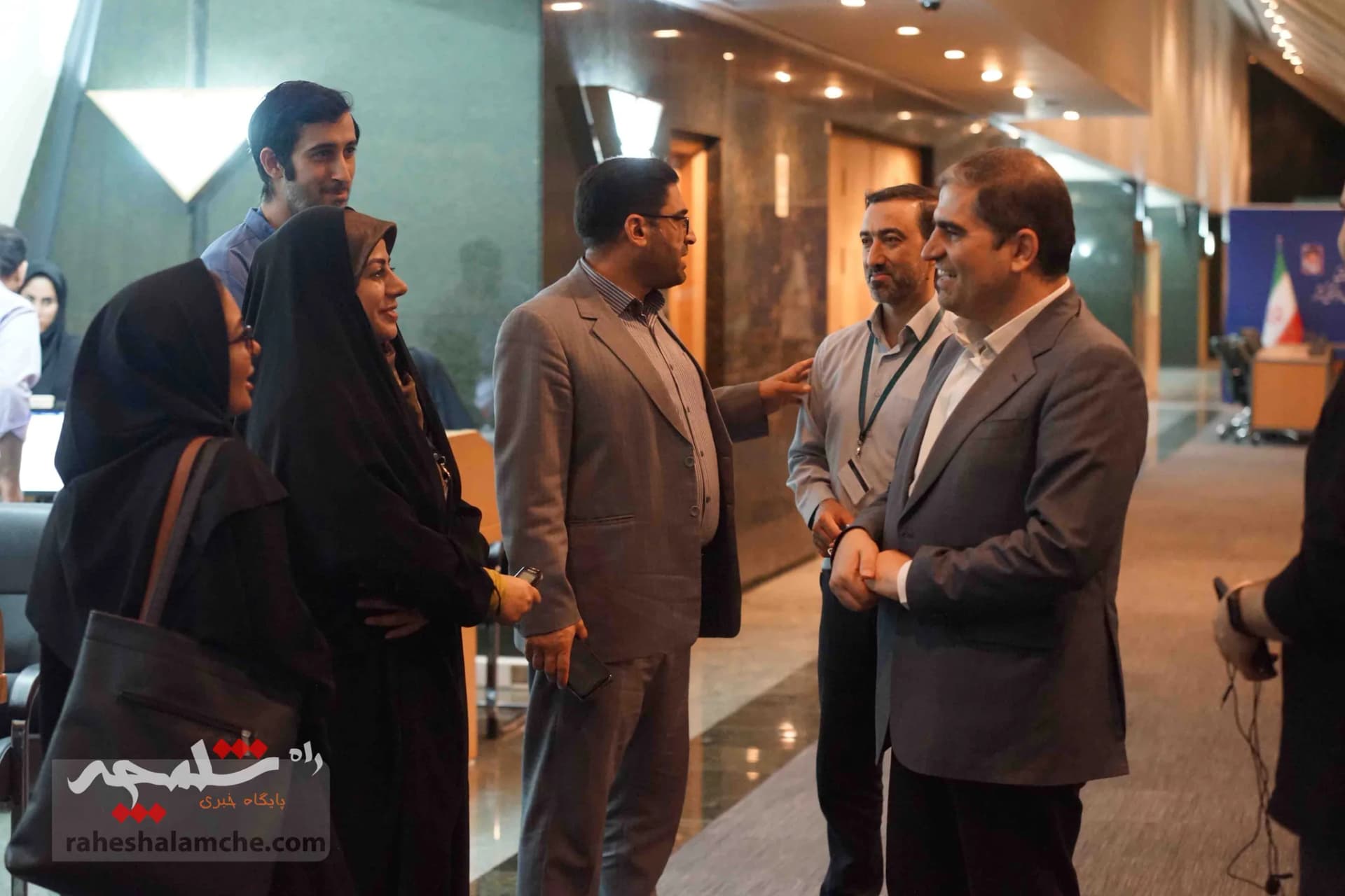 «روز خبرنگار» در مجلس چه گذشت؟ +تصاویر — تصویر 27