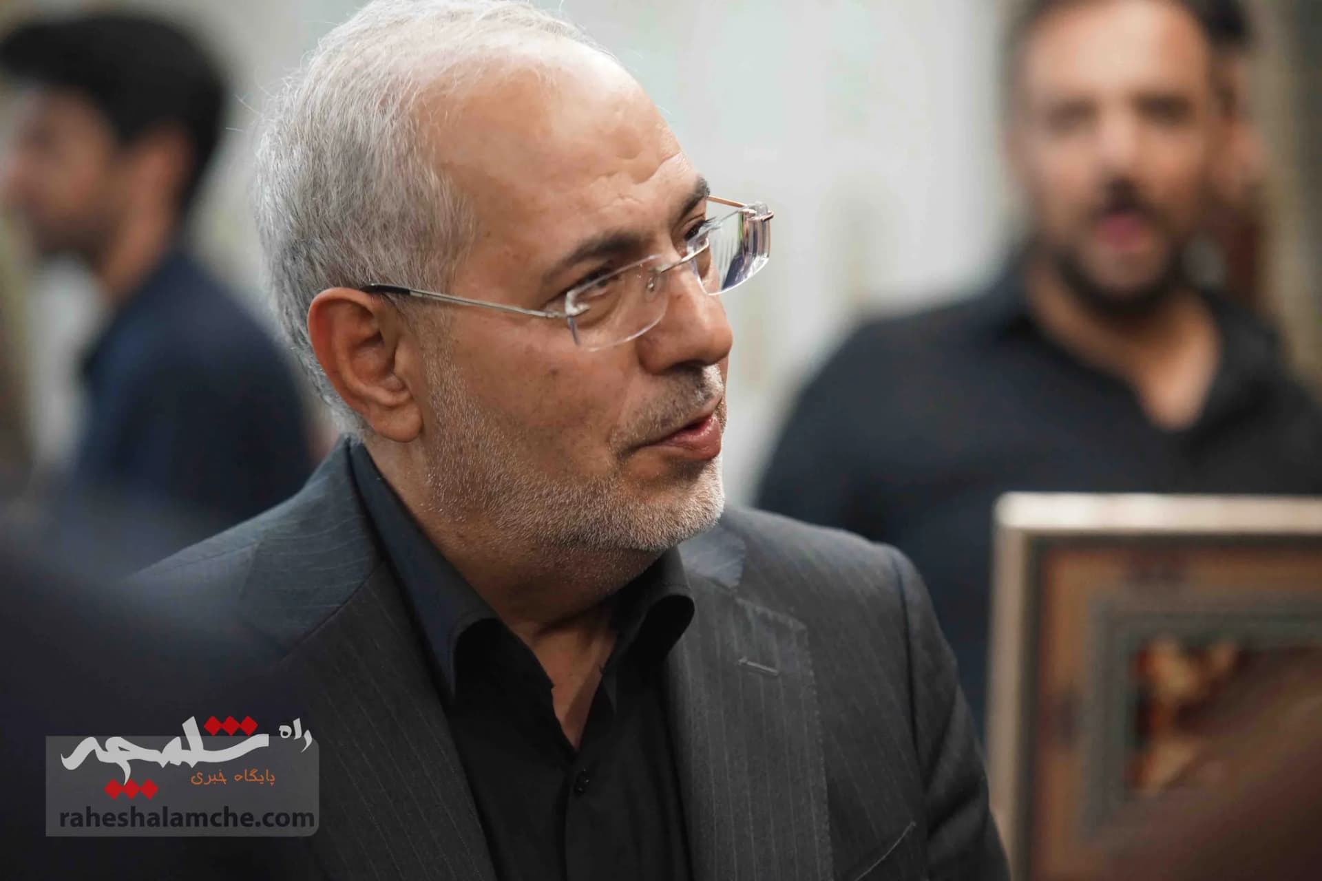 احمدینژادیها برای ختم همسر مرتضی تمدن سنگ تمام گذاشتند +تصاویر — تصویر 37