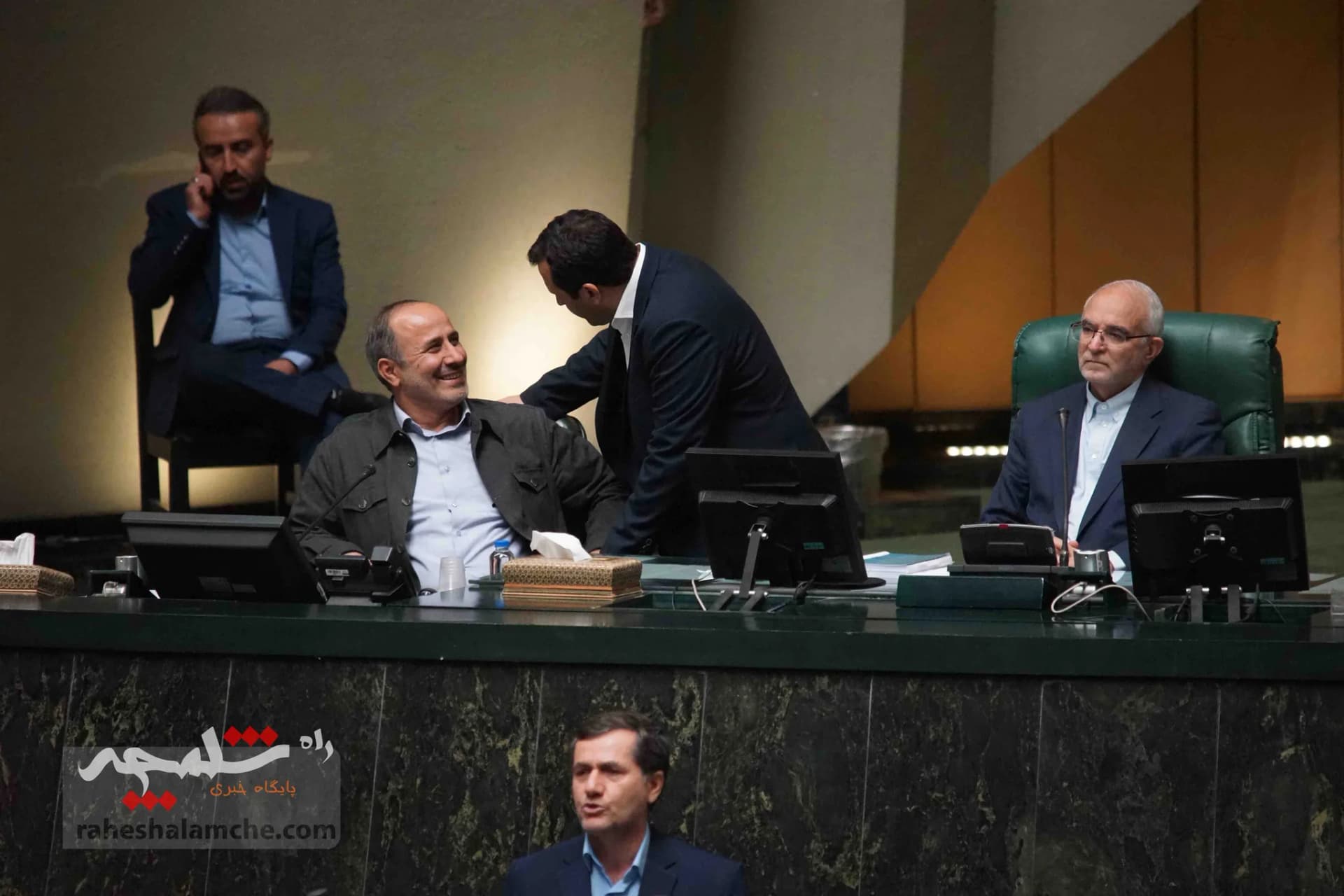 گزارش تصویری صحن علنی در روزهای پایانی مجلس یازدهم — تصویر 30
