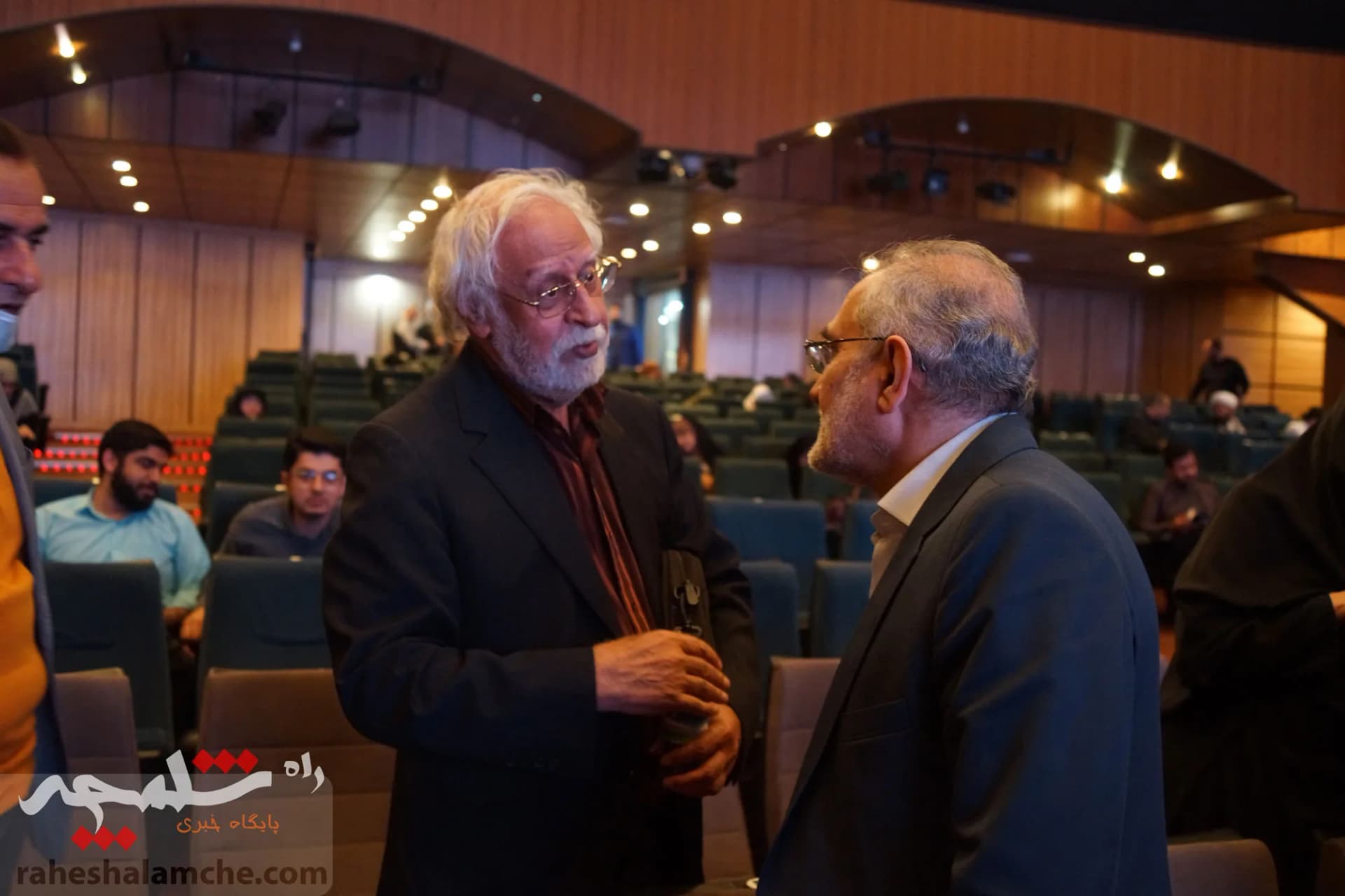 گزارش تصویری همایش «آقای نادر» با حضور معاون پارلمانی رئیسجمهور — تصویر 35
