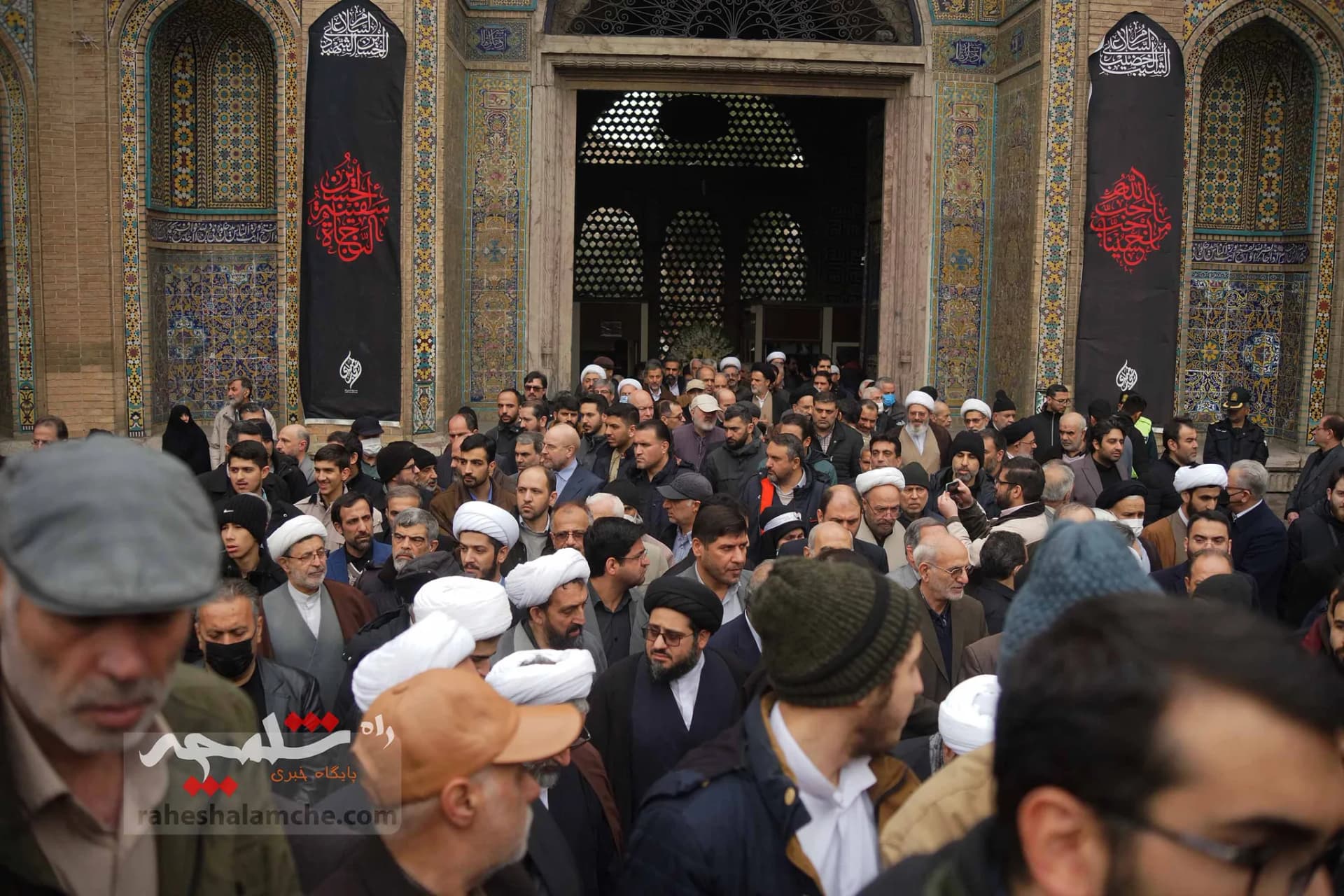 تشییع پیکر آیتالله امامی کاشانی +تصاویر — تصویر 31