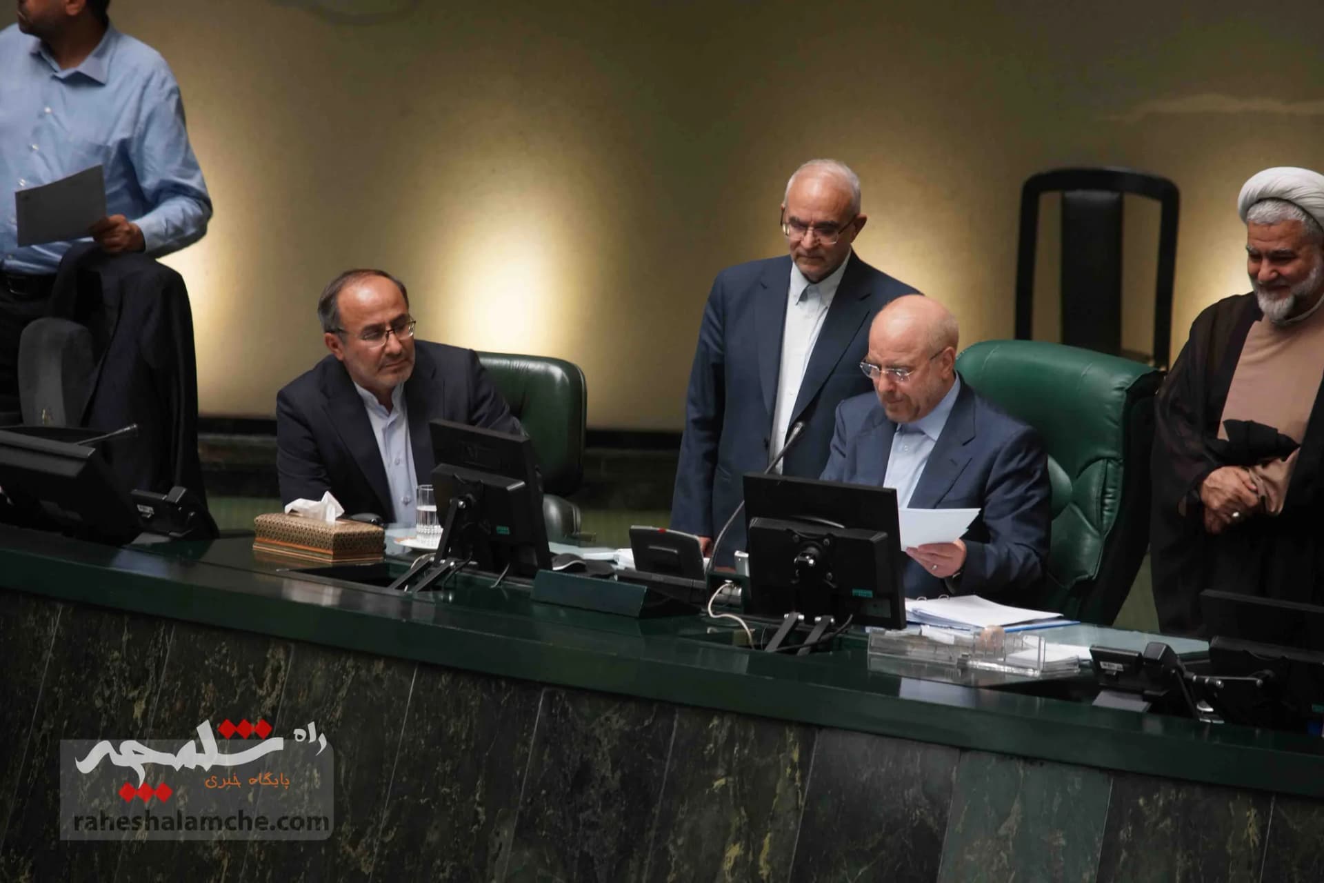گزارش تصویری چهارمین روز از تابستان 1402 در صحن علنی مجلس — تصویر 37