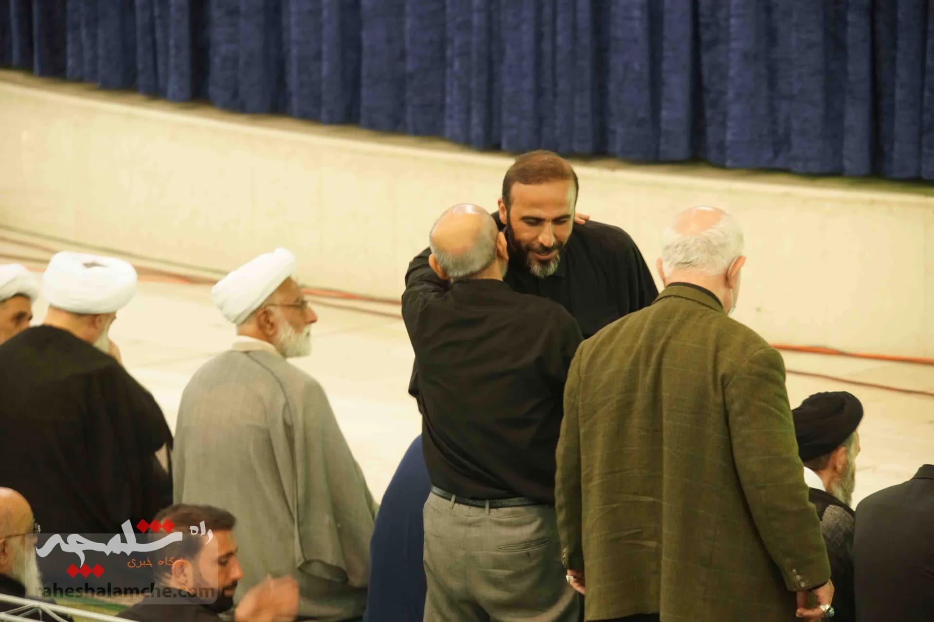 نمازجمعه این هفته تهران برگزار شد +تصاویر — تصویر 10