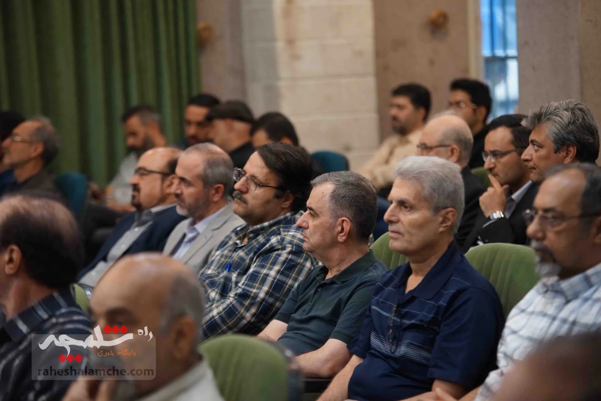 چه کسانی در مراسم ختم «سارا طاووسی» حضور داشتند؟ +تصاویر — تصویر 42