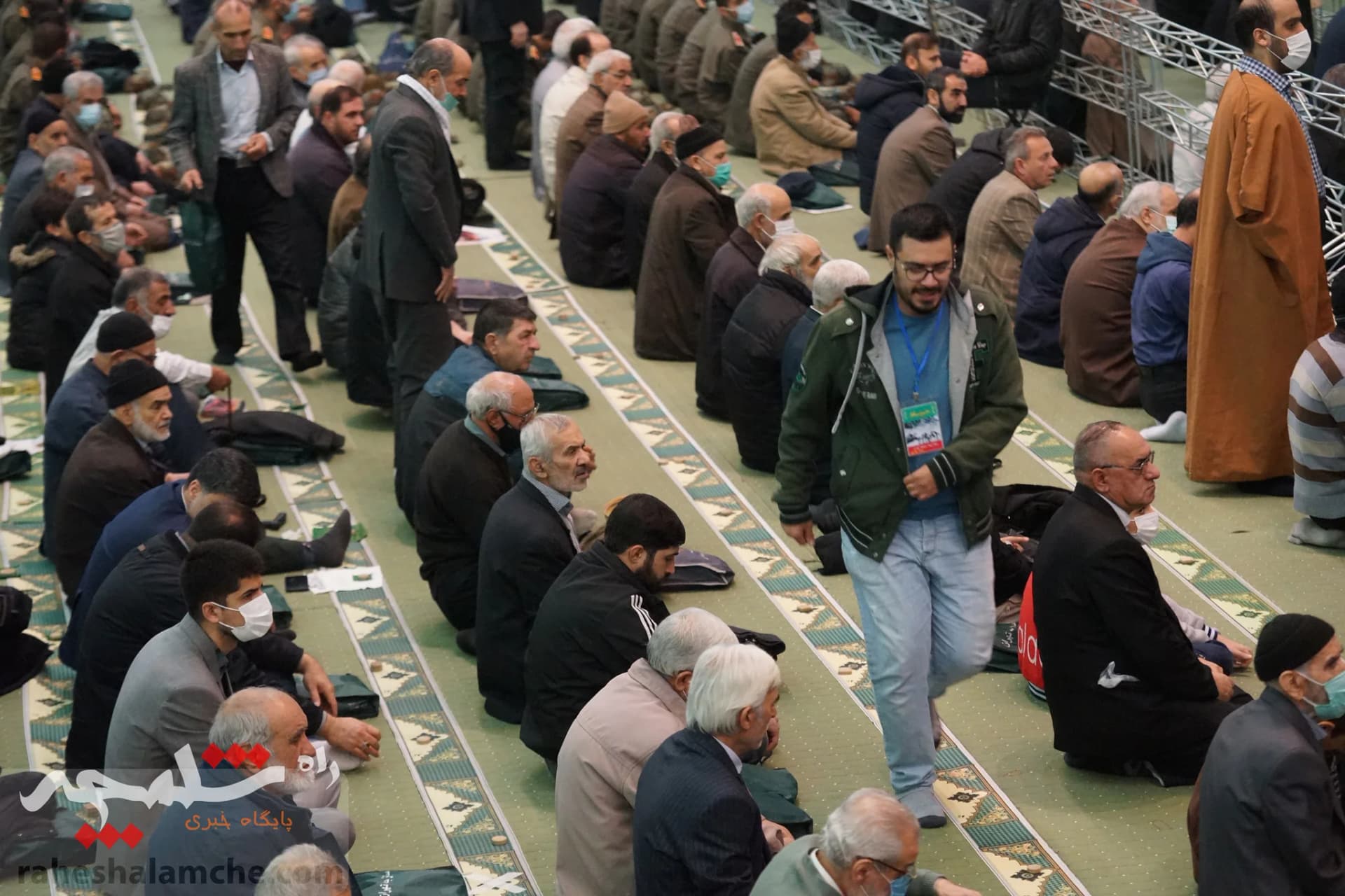 حاشیههای امروز نمازجمعه تهران +تصاویر — تصویر 33