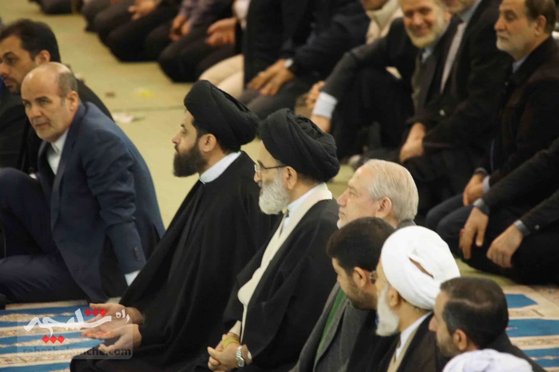 حضور پررنگ جوانان و نوجوانان در نماز جمعه تهران +تصاویر — تصویر 45