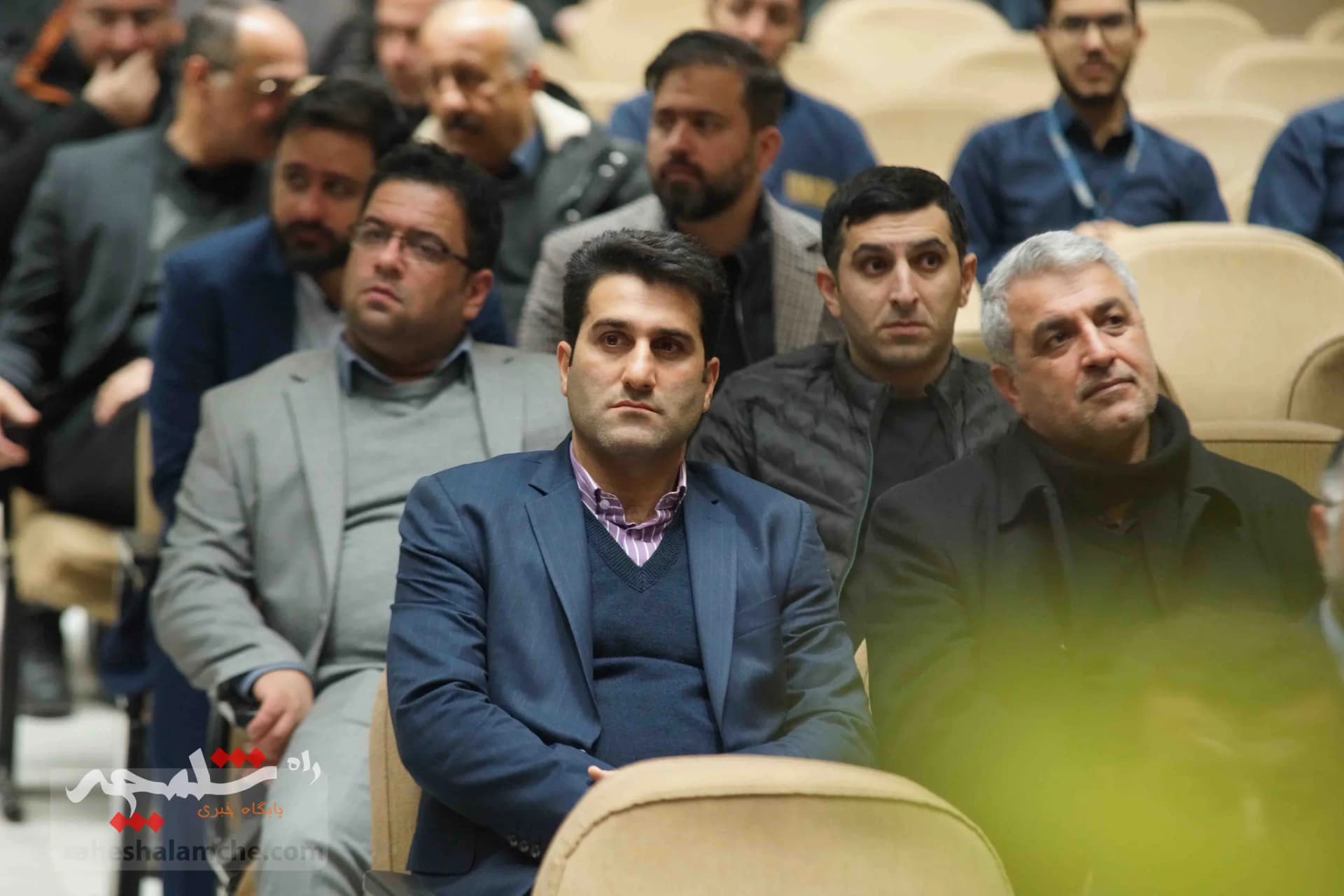 چه کسانی در مجلس ترحیم پدر مدیرعامل شرکت دخانیات کشور حضور داشتند؟ +تصاویر — تصویر 60