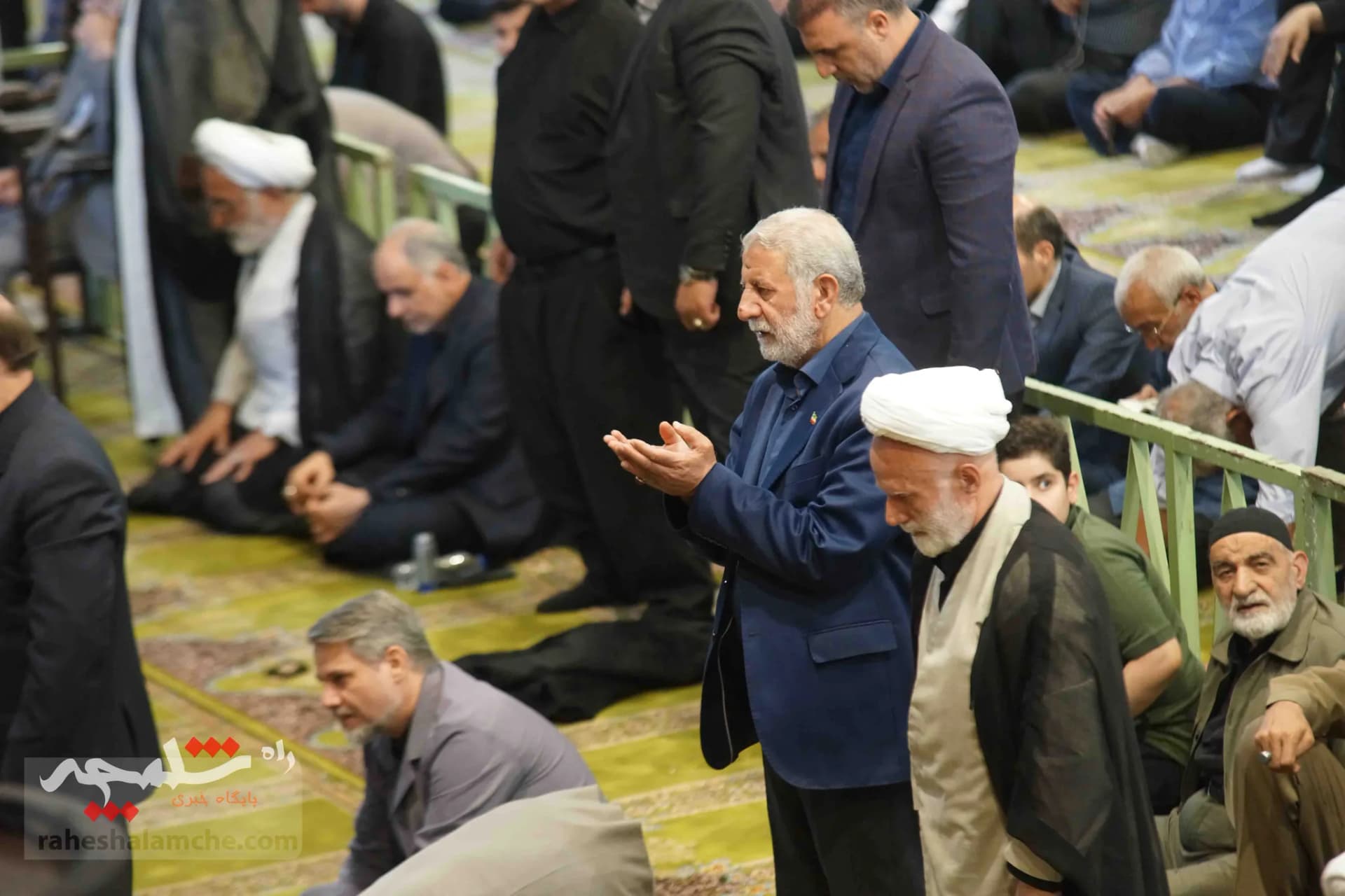 نماز جمعه این هفته تهران به امامت صدیقی برگزار شد +تصاویر — تصویر 8