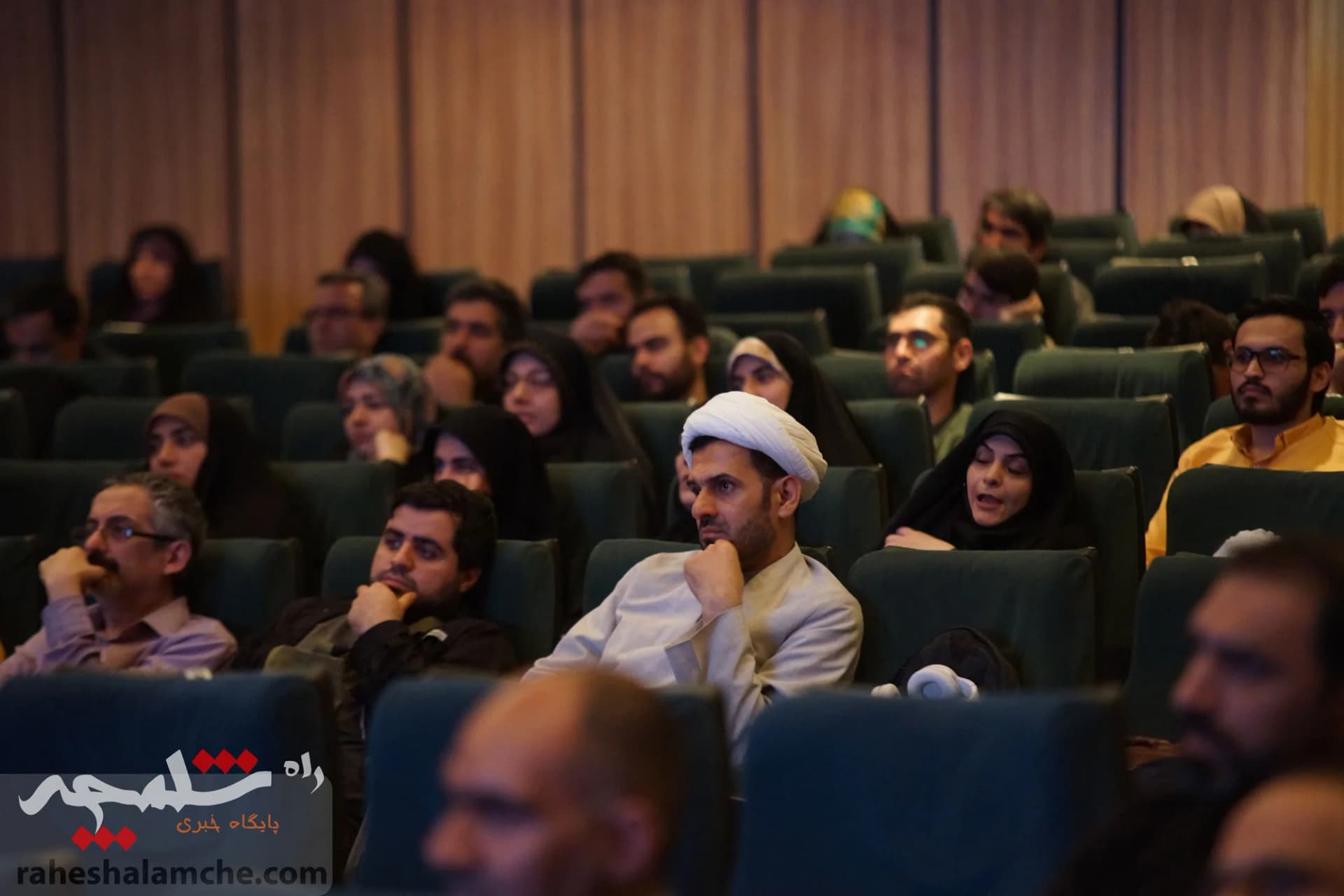 گزارش تصویری همایش «آقای نادر» با حضور معاون پارلمانی رئیسجمهور — تصویر 14
