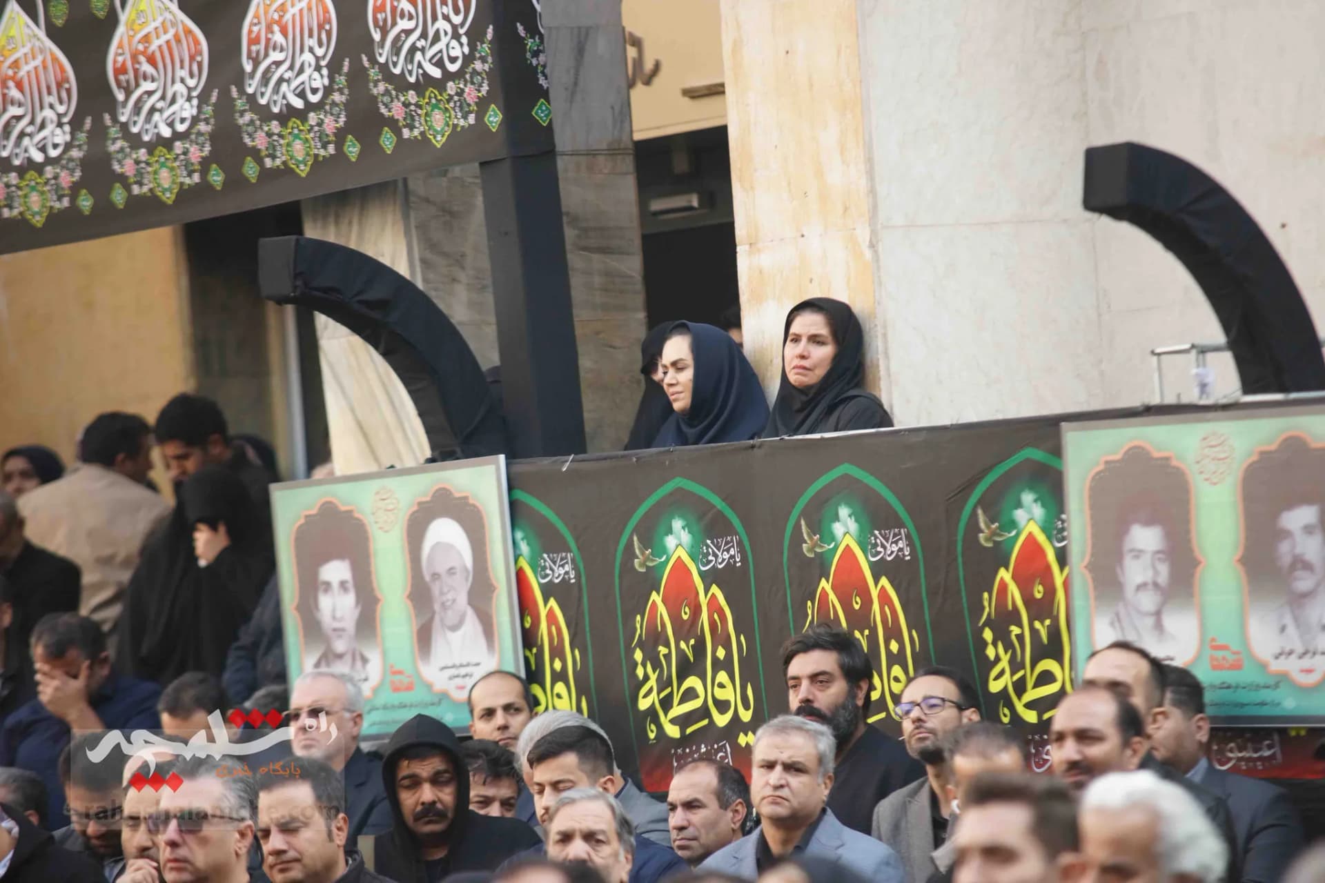 گزارش تصویری تشییع و خاکسپاری شهید گمنام در وزارت فرهنگ و ارشاد اسلامی — تصویر 34