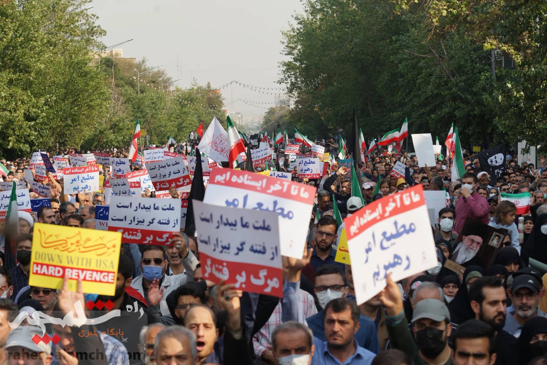 راهپیمایی عظیم تهرانیها با شعار؛ «سپاه انقلابی، انتقام انتقام» +تصاویر — تصویر 21