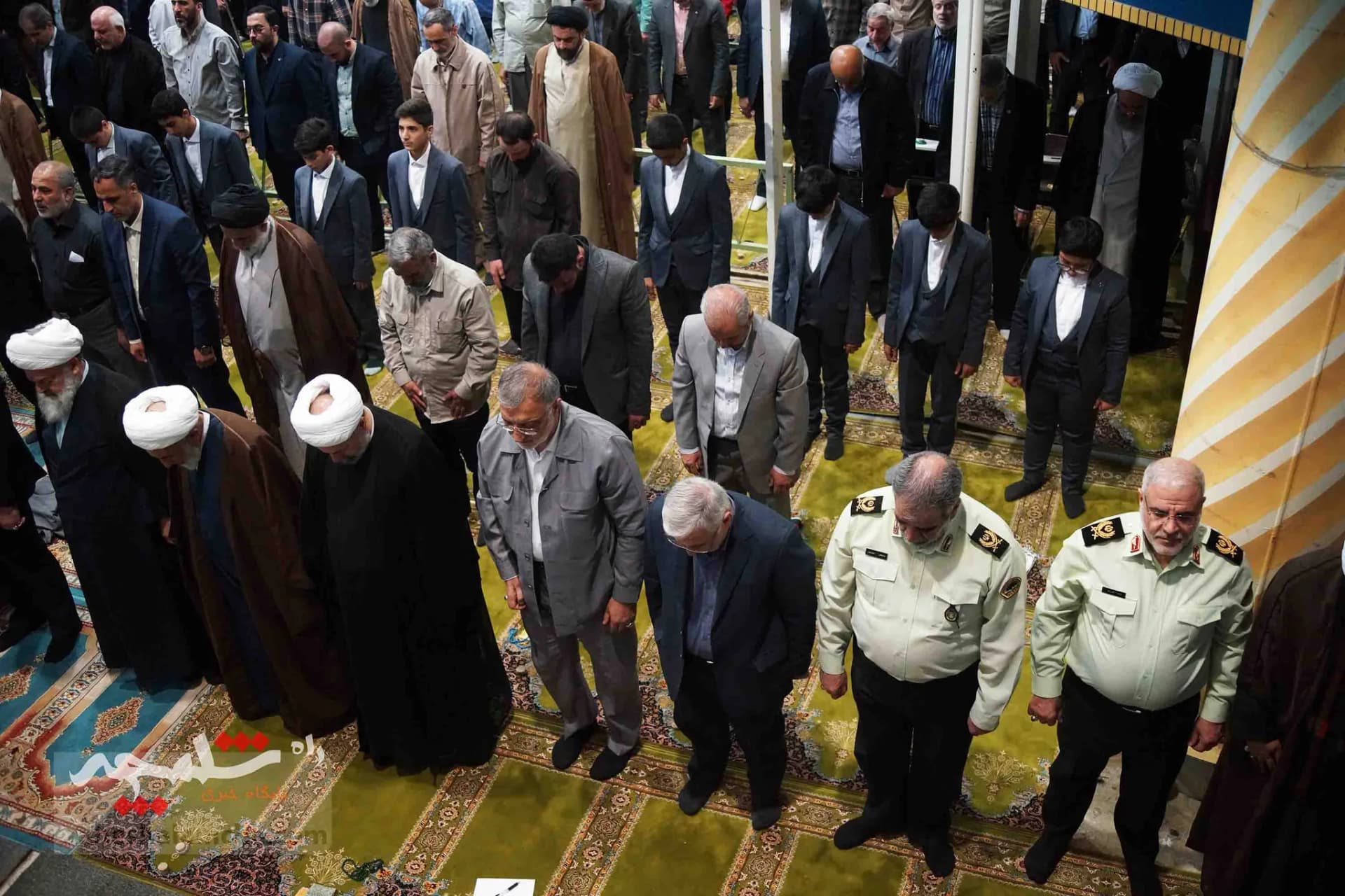 نماز جمعه این هفته تهران به امامت ابوترابی‌فرد برگزار شد +تصاویر — تصویر 55