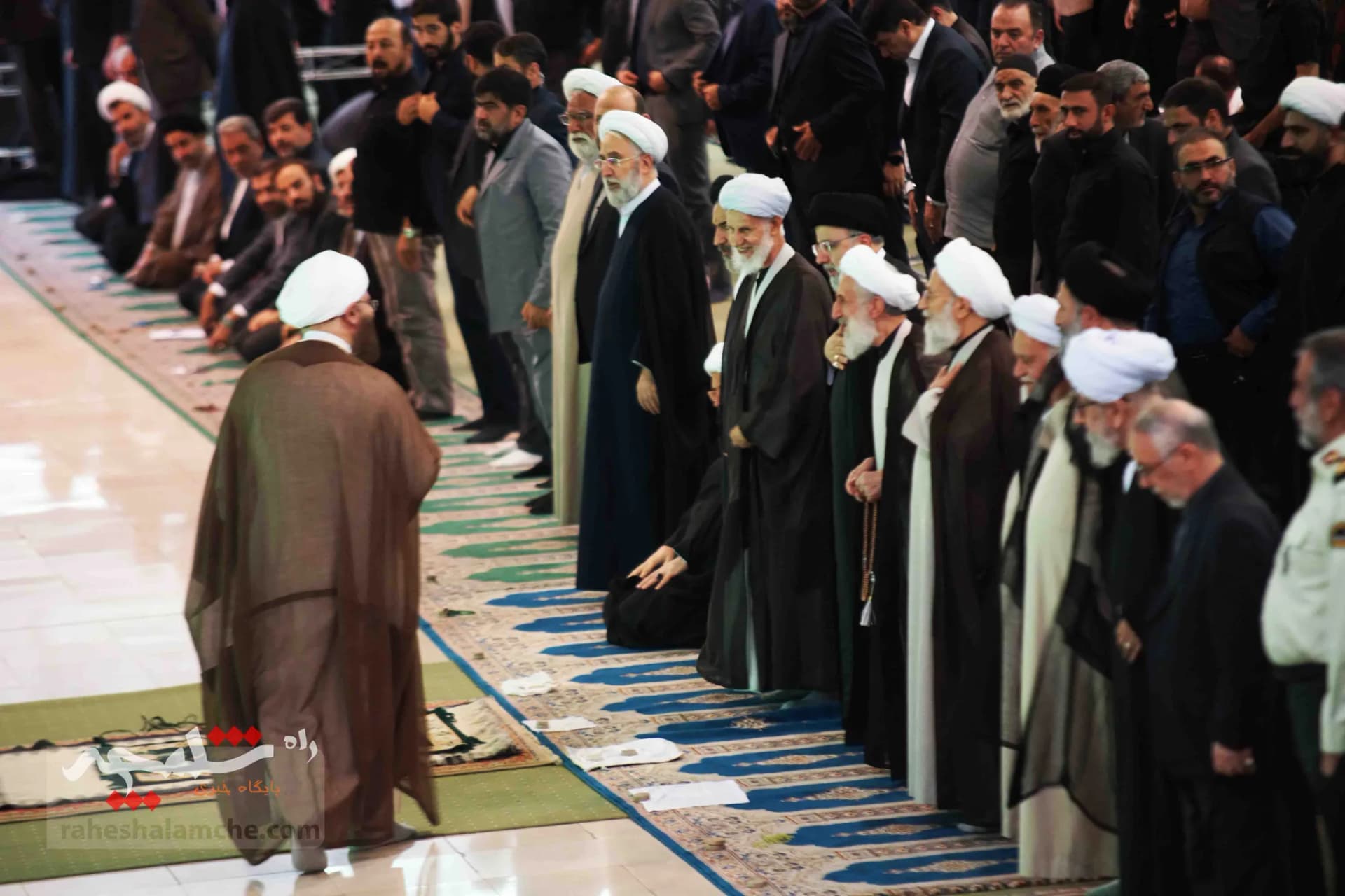 نماز جمعه این هفته تهران در مصلی امام خمینی(ره) برگزار شد +تصاویر — تصویر 58