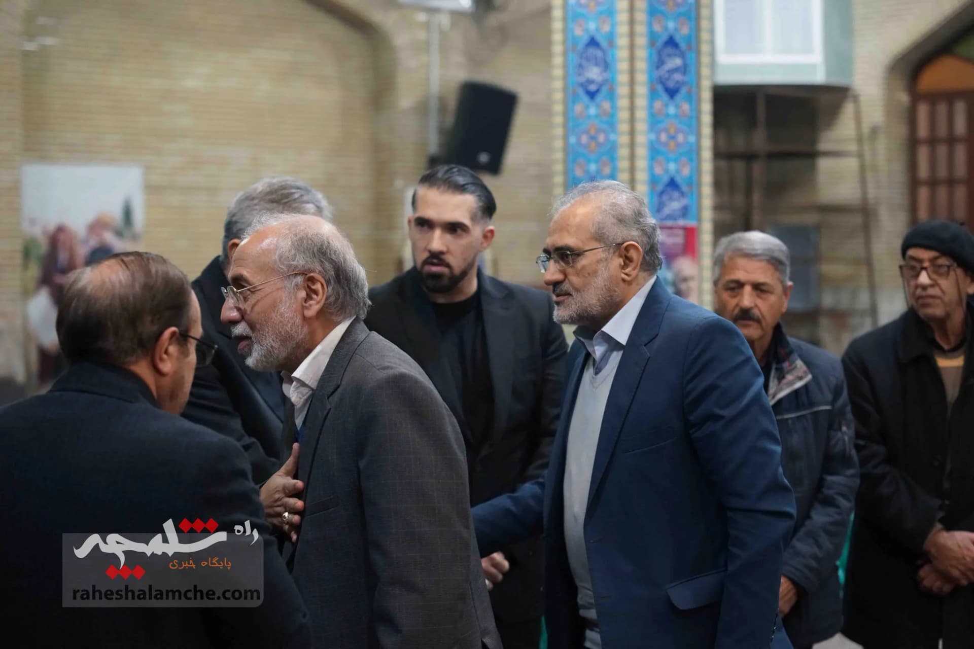 چه کسانی در مراسم ختم مرحوم سیدمهدی طالقانی حضور داشتند؟ +تصاویر — تصویر 8