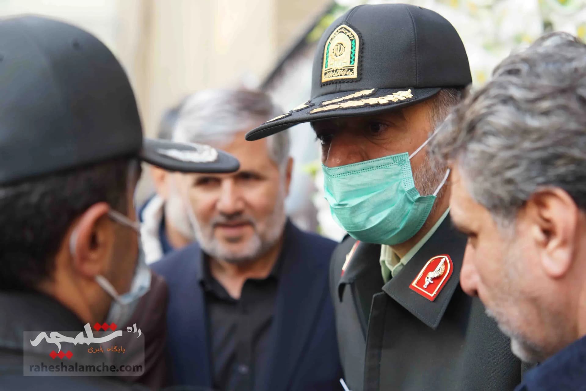 چه کسانی در مجلس ترحیم پدر مدیرعامل شرکت دخانیات کشور حضور داشتند؟ +تصاویر — تصویر 58