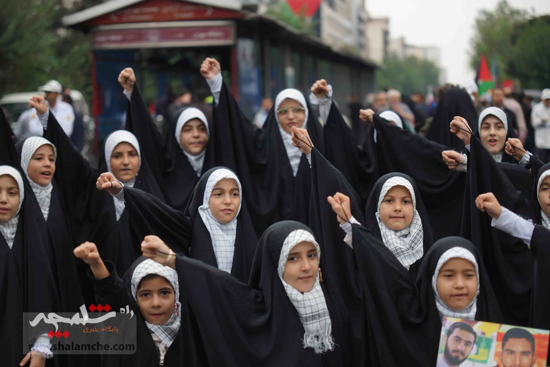 خروش ایرانیان نمازگزار در حمایت از ملت مظلوم فلسطین +تصاویر — تصویر 23