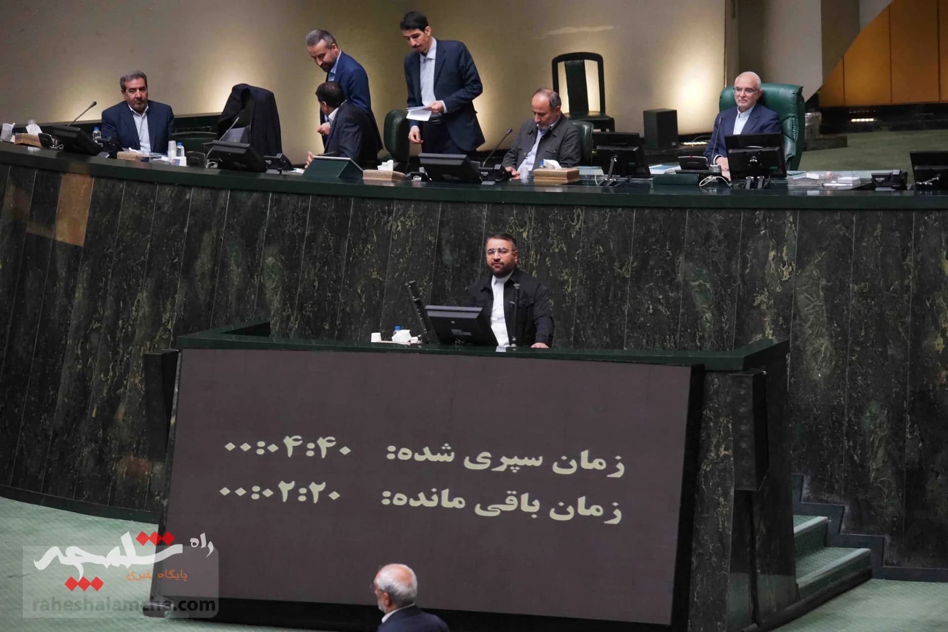 گزارش تصویری صحن علنی در روزهای پایانی مجلس یازدهم — تصویر 37