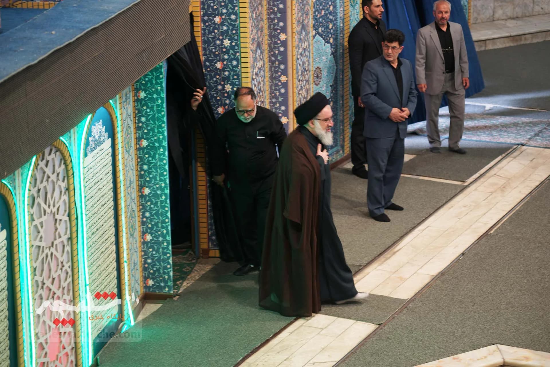 نماز جمعه این هفته تهران برگزار شد +تصاویر — تصویر 46