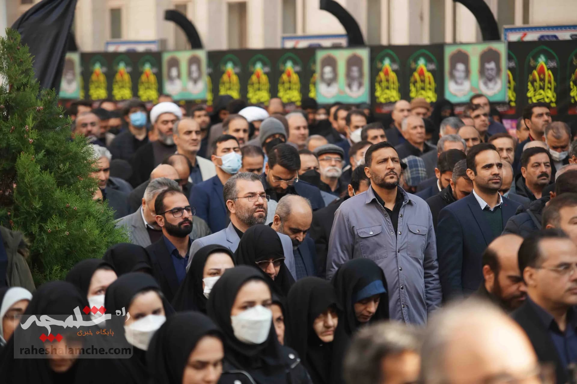 گزارش تصویری تشییع و خاکسپاری شهید گمنام در وزارت فرهنگ و ارشاد اسلامی — تصویر 25
