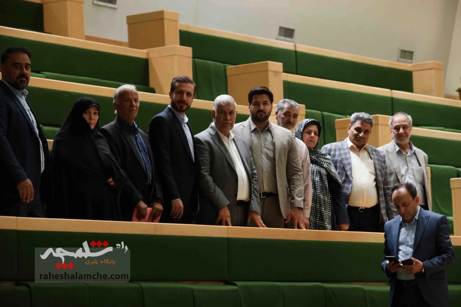 صحن علنی امروز مجلس پس از پاسخ موشکی ایران به اسرائیل +تصاویر — تصویر 9