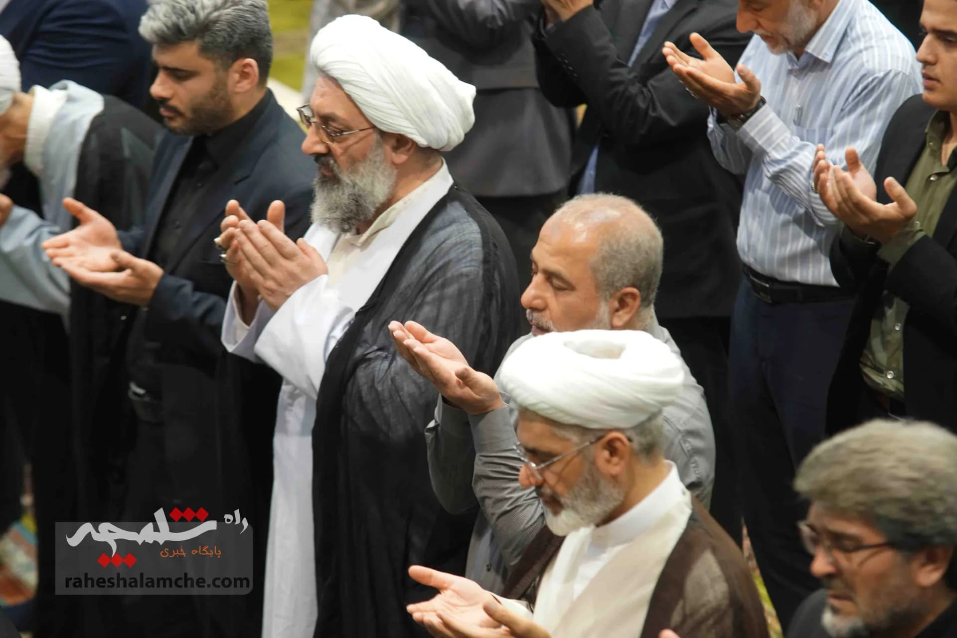 نماز جمعه این هفته تهران برگزار شد +تصاویر — تصویر 44