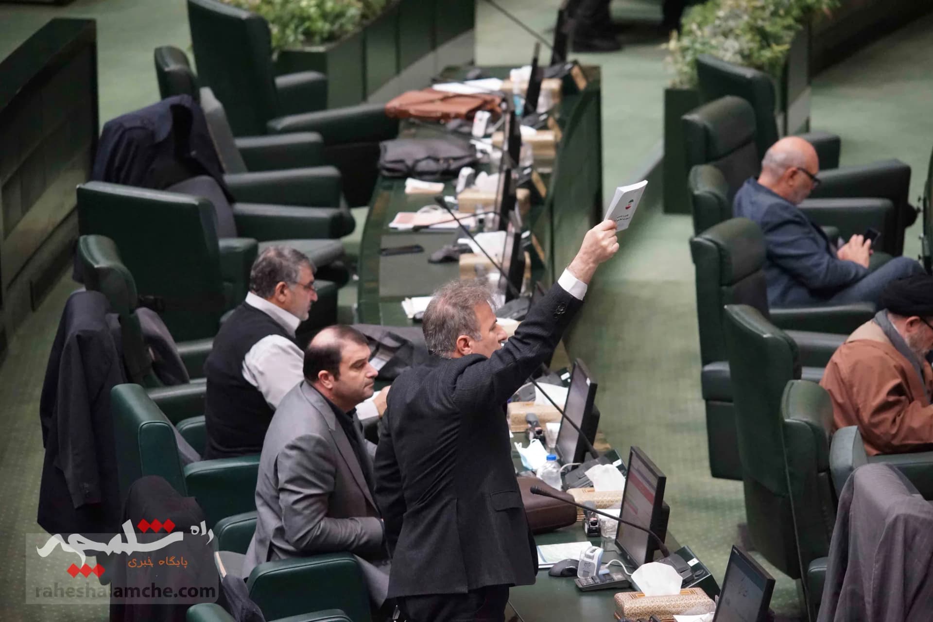 جلسه علنی روز سهشنبه مجلس چه گذشت؟ +تصاویر — تصویر 46