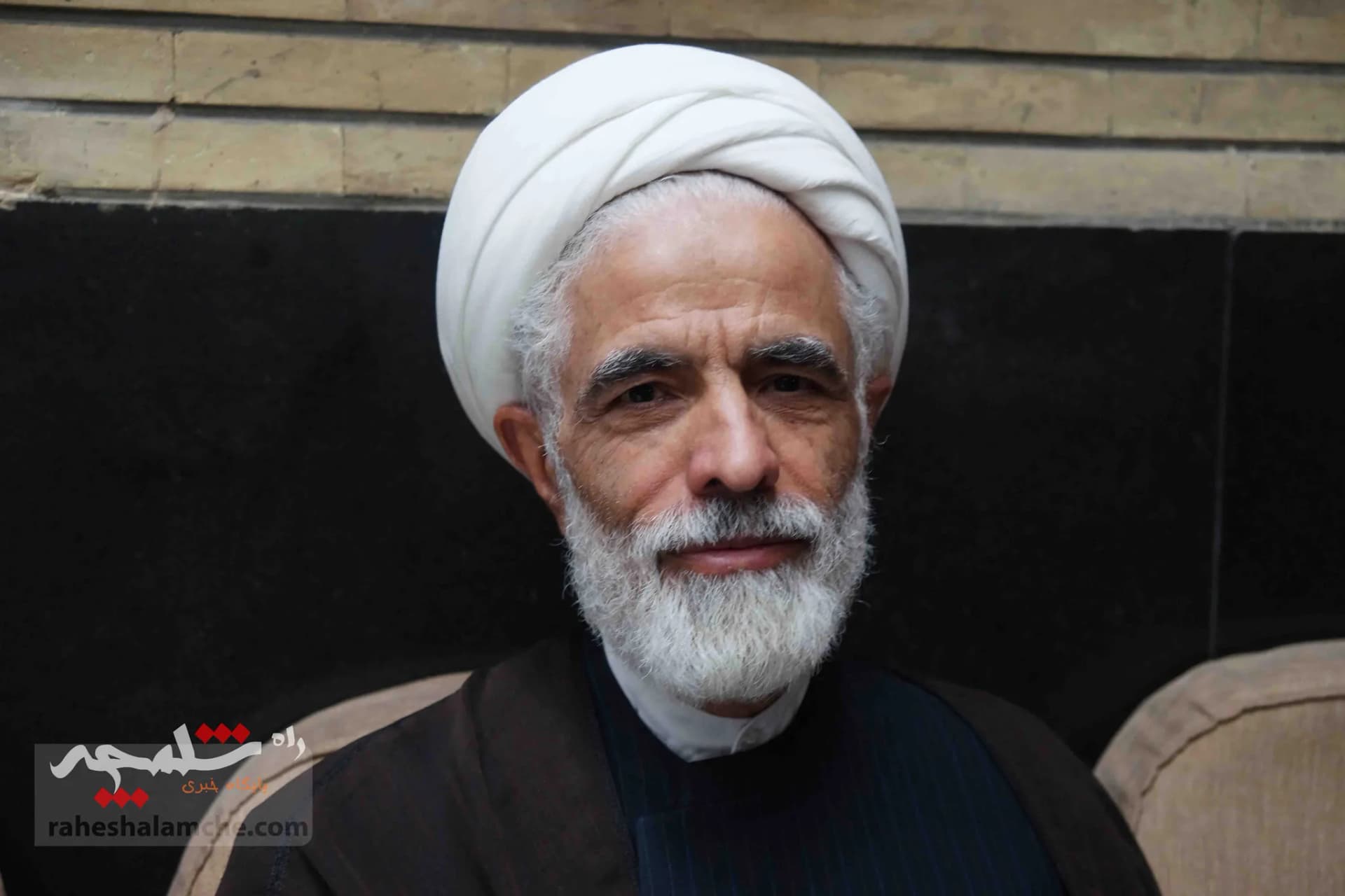 چرا احمدی‌نژاد در مراسم ختم مرحوم پرویز داودی حضور نداشت؟ +تصاویر — تصویر 44