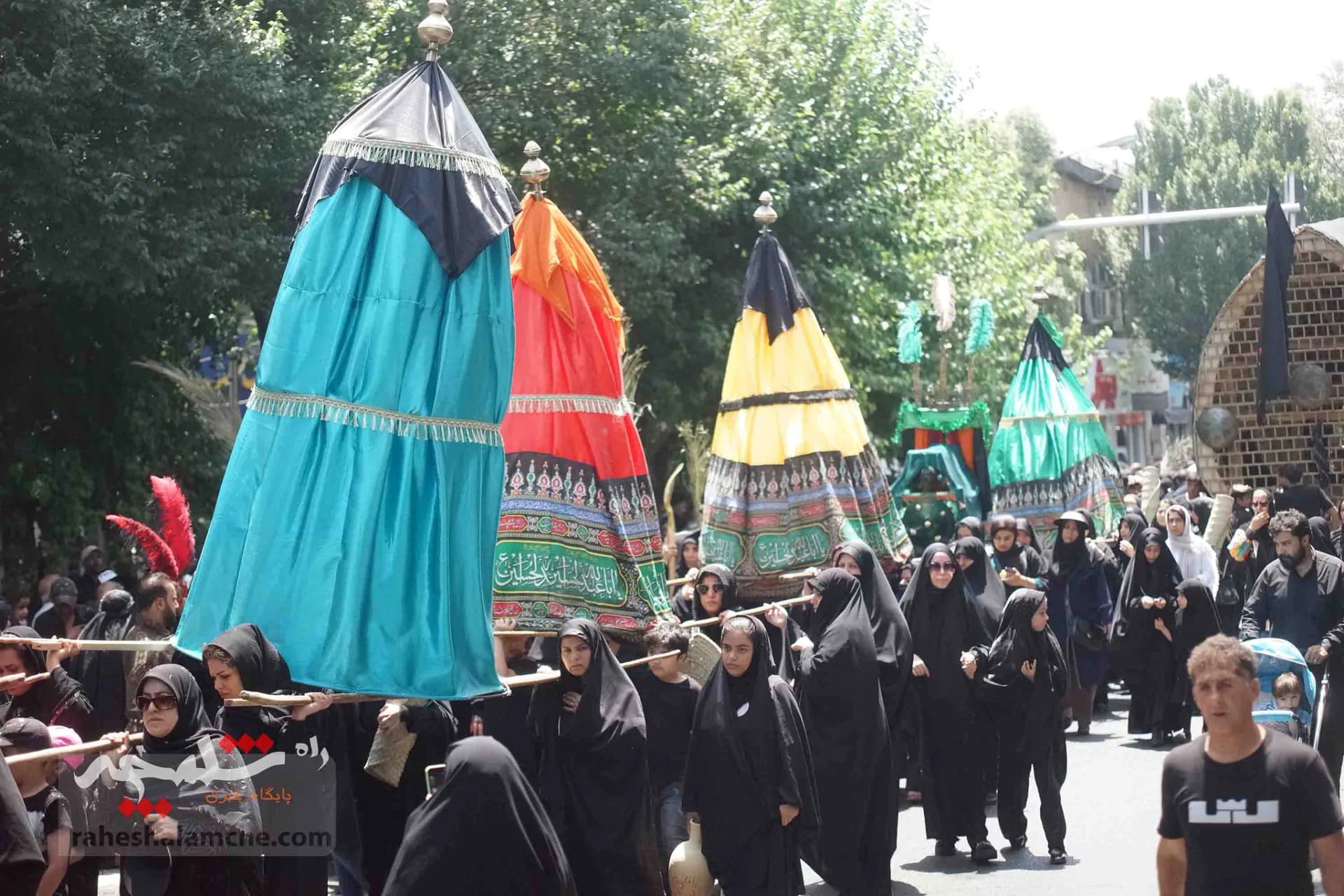 عزاداری خاص در تهران +تصاویر — تصویر 41